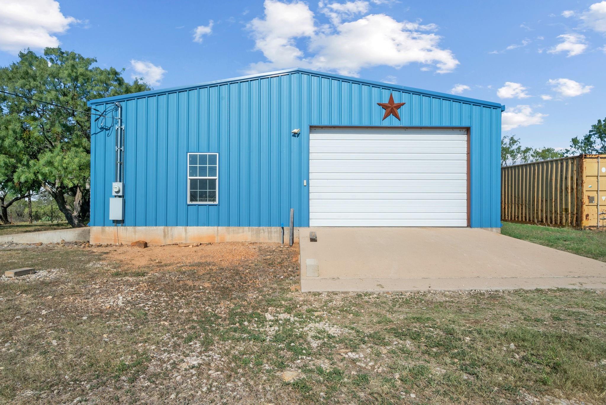 main property photo 6