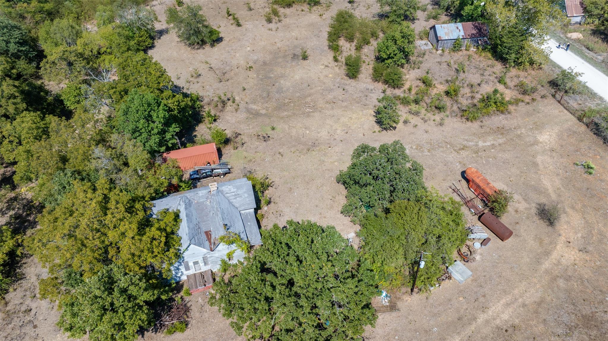 main property photo 13