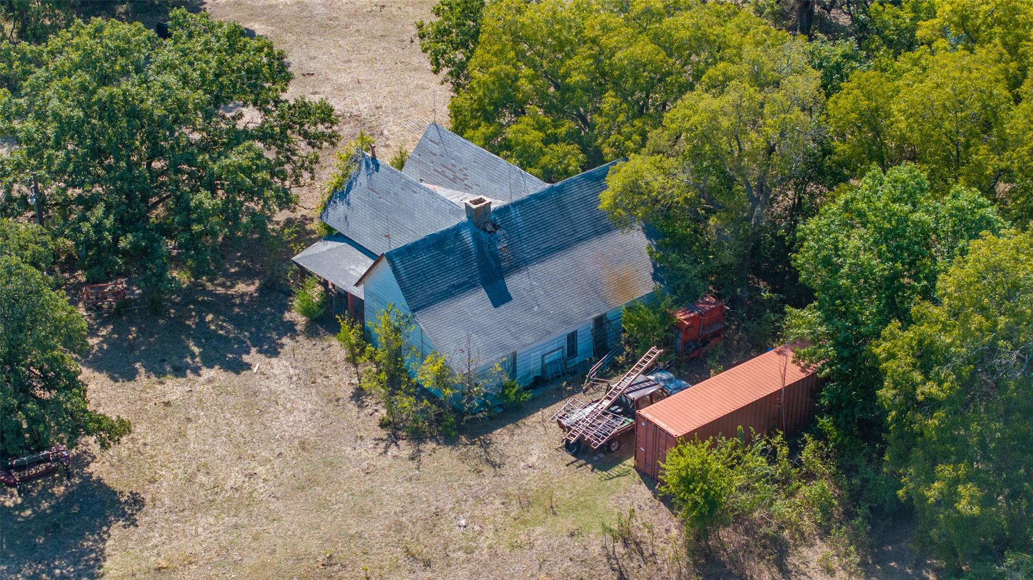 main property photo 7