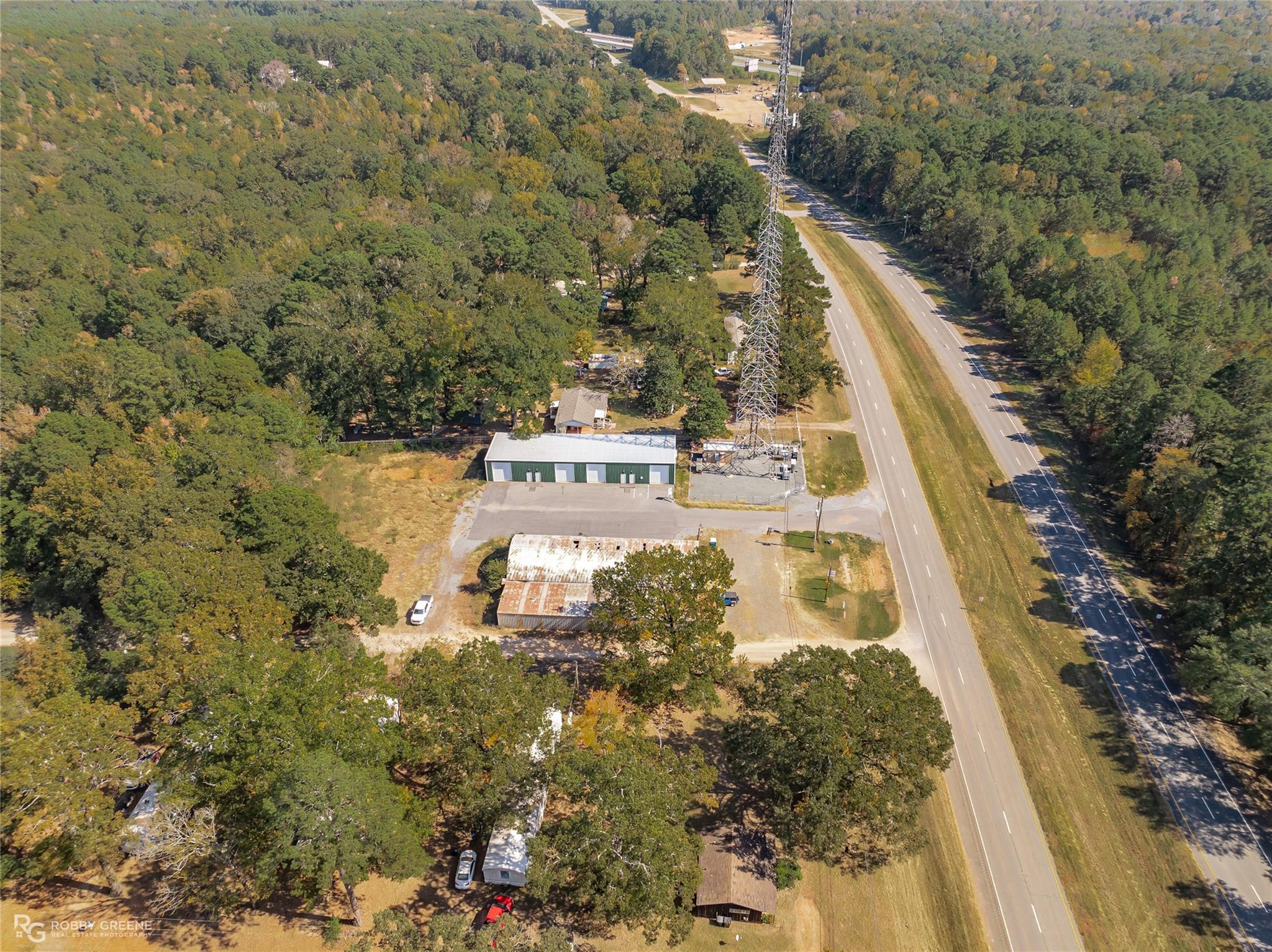 main property photo 3
