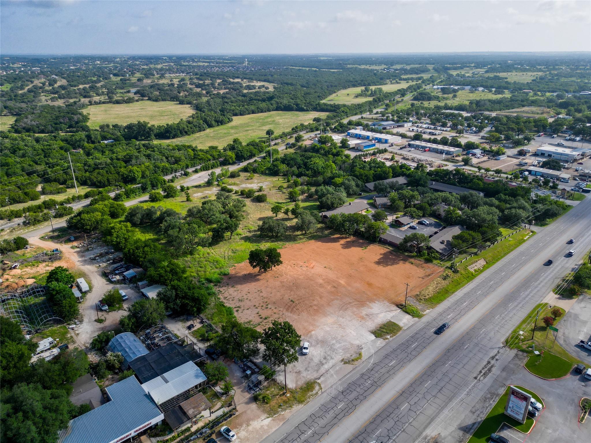 main property photo 4