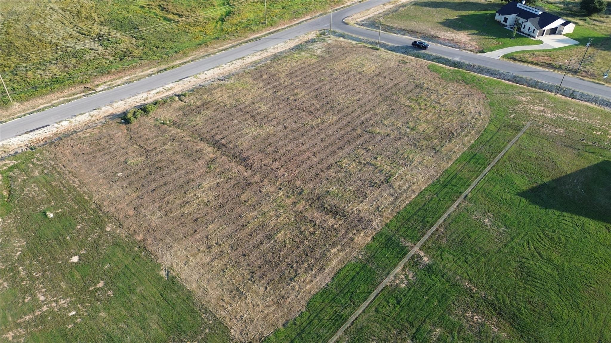 main property photo 6
