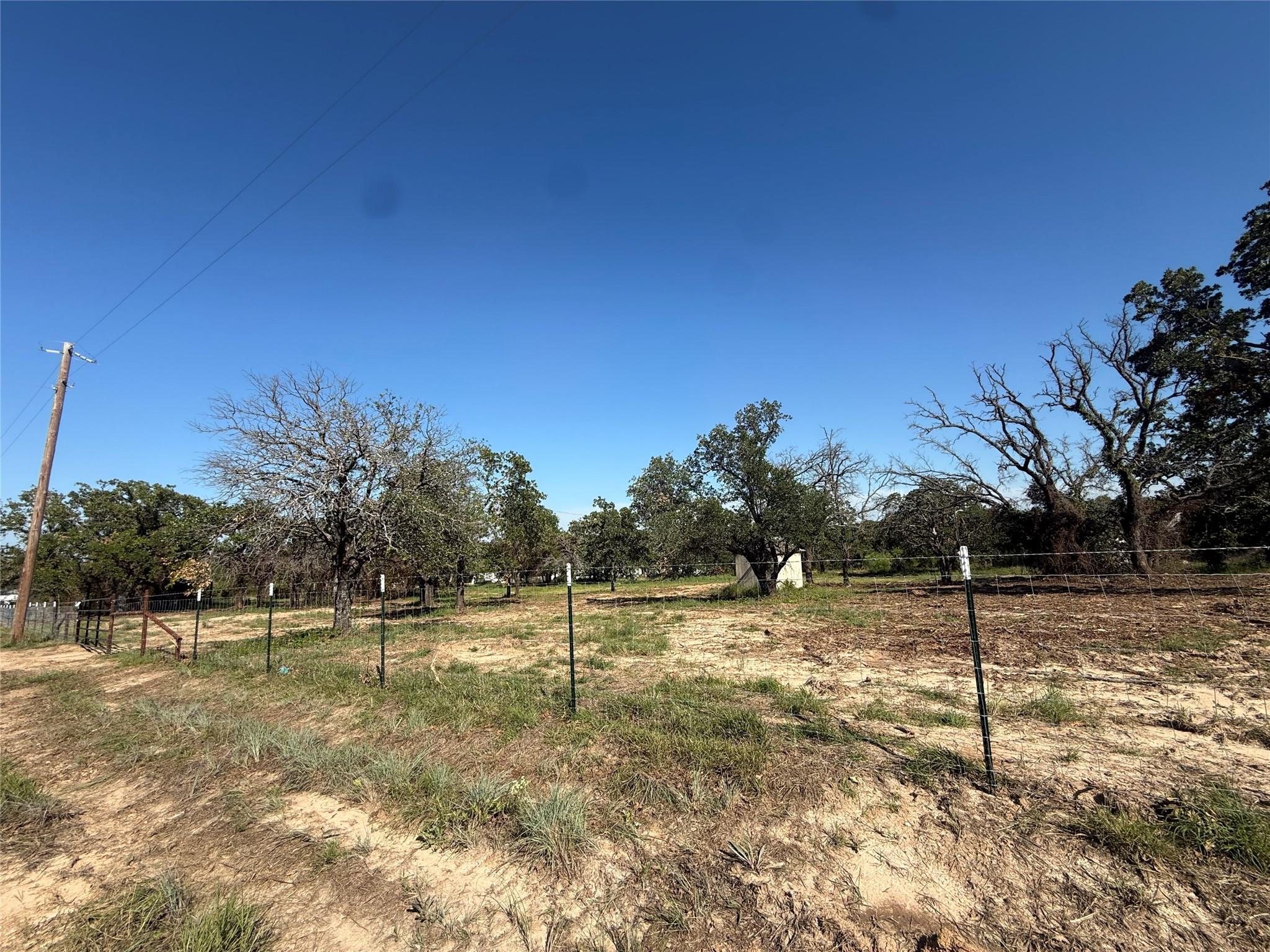 main property photo 4