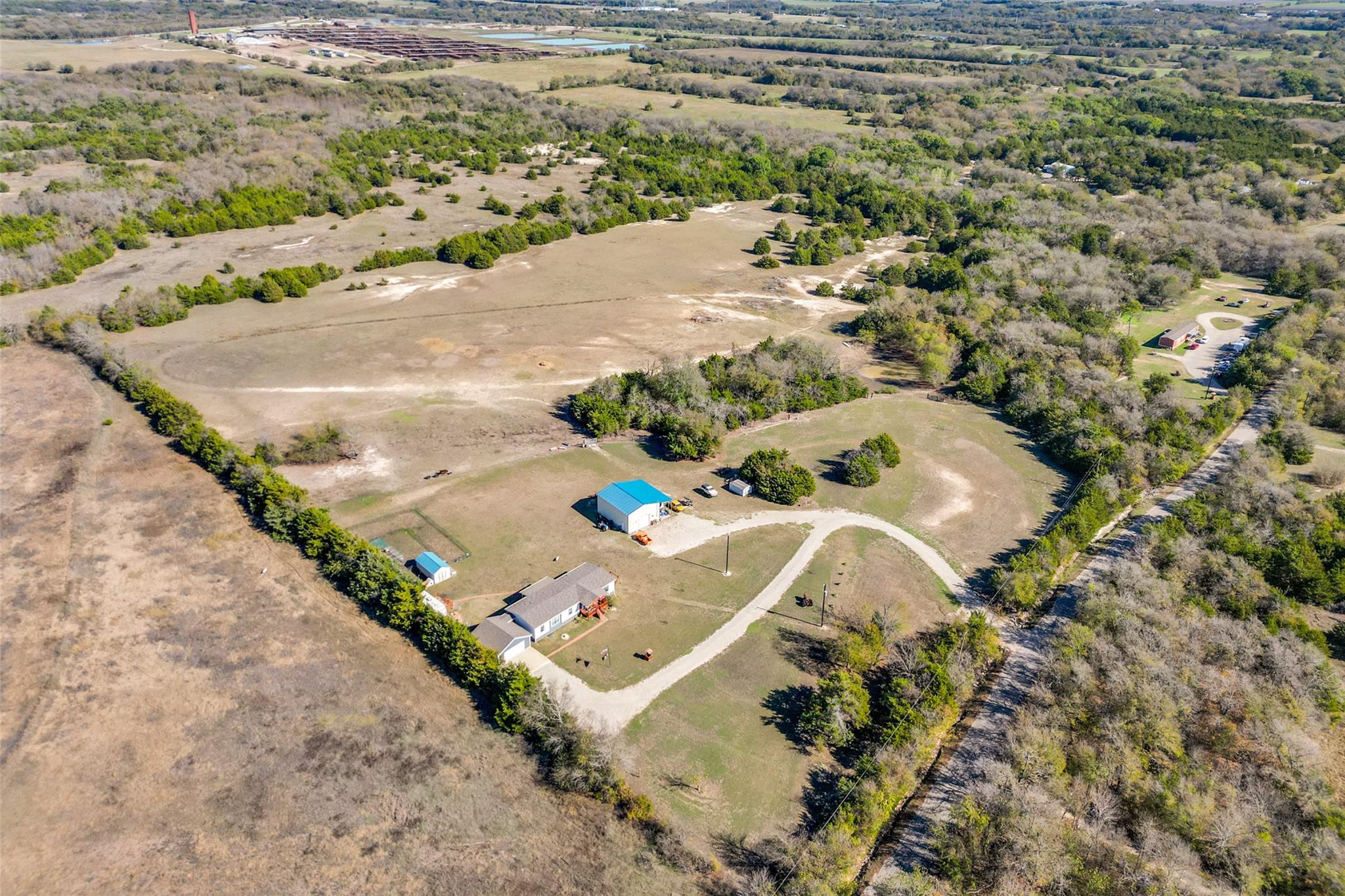 main property photo 2