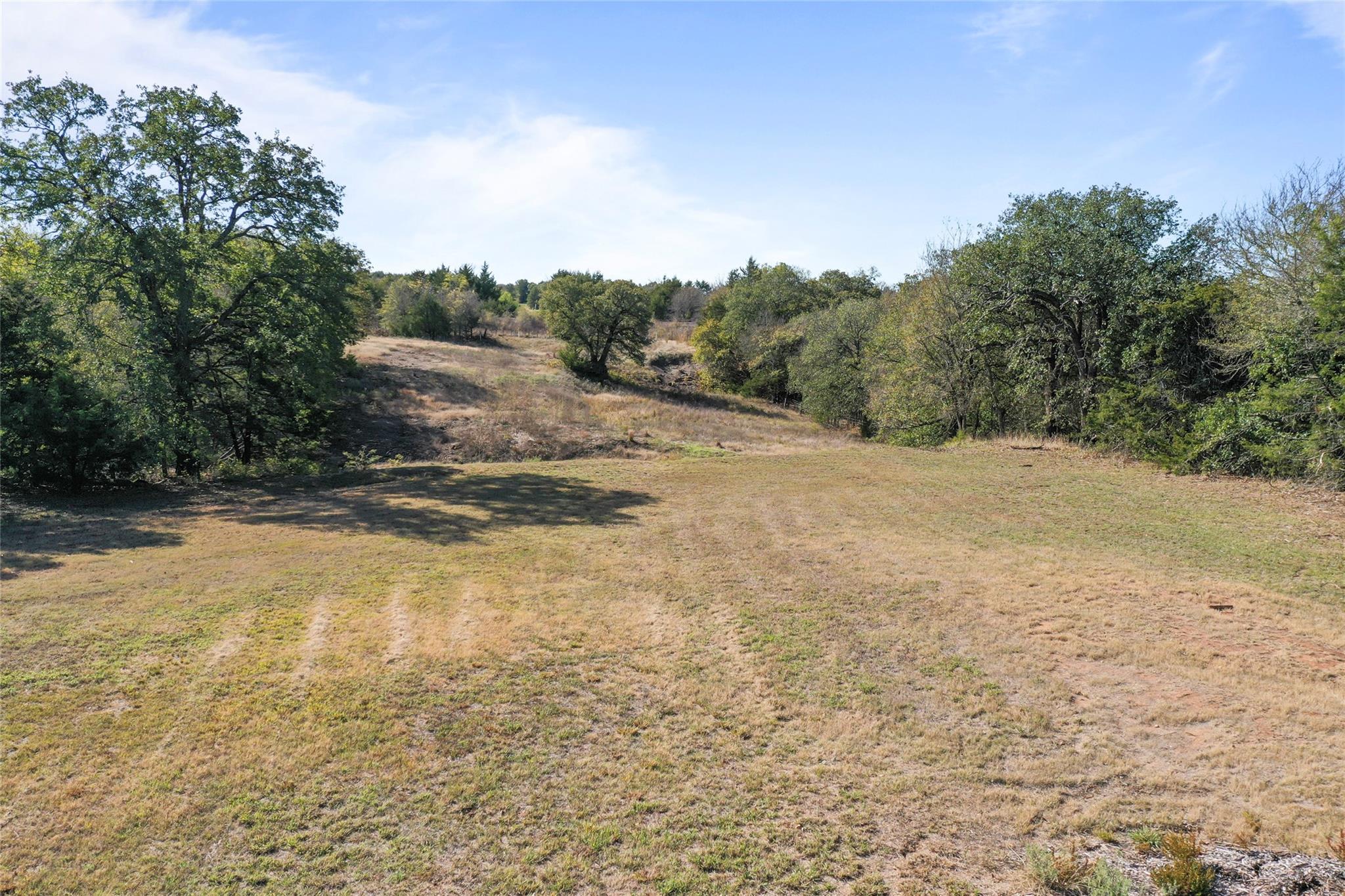 main property photo 26
