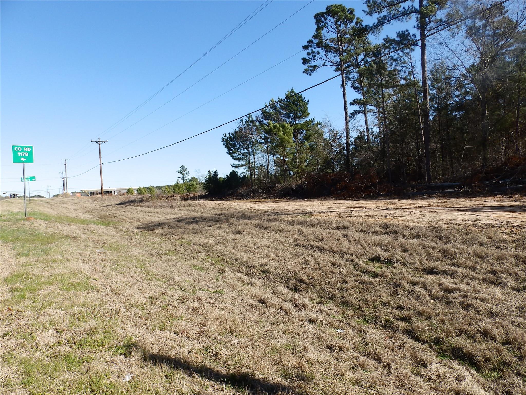 main property photo 22