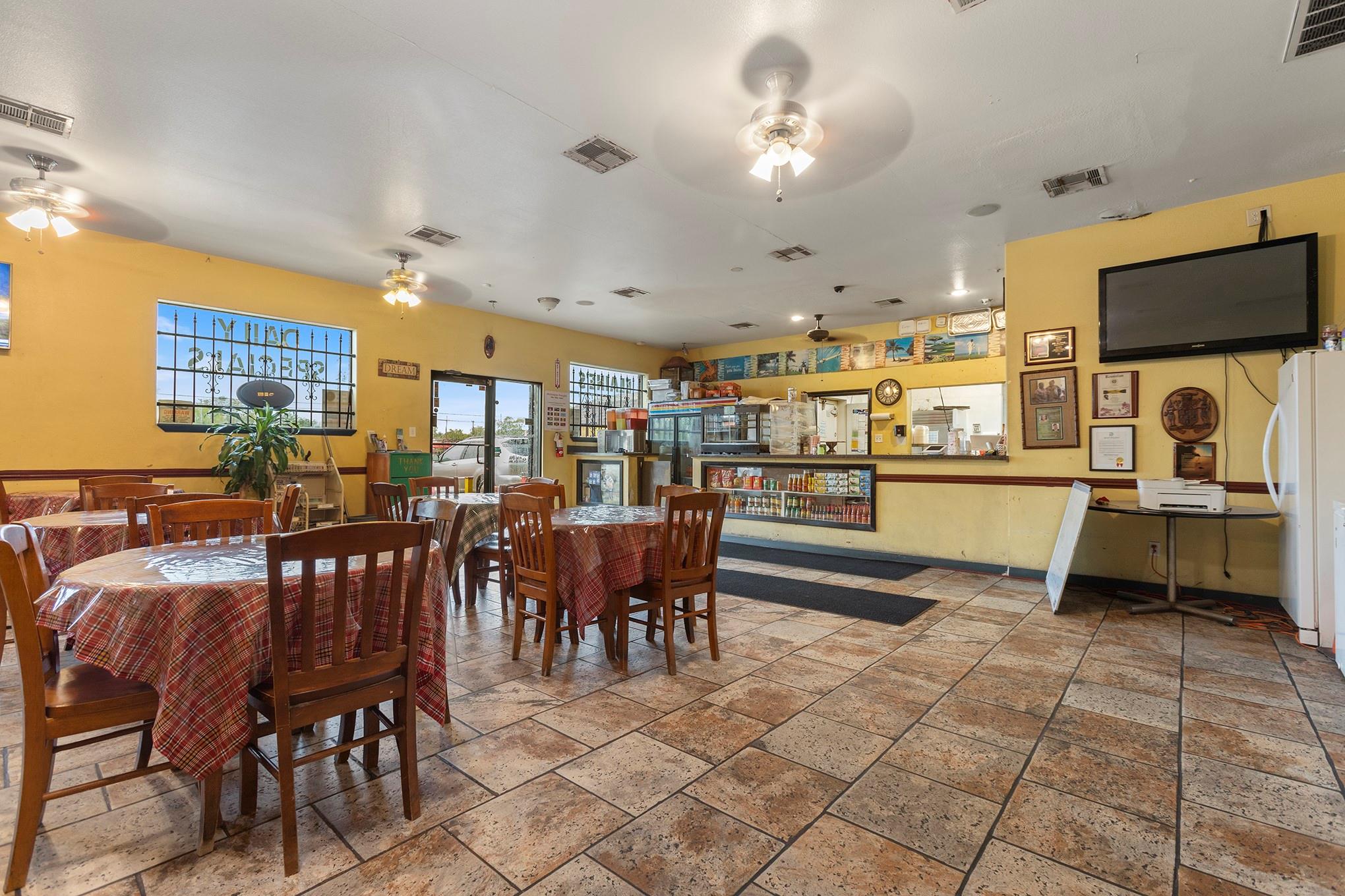 main property photo 8