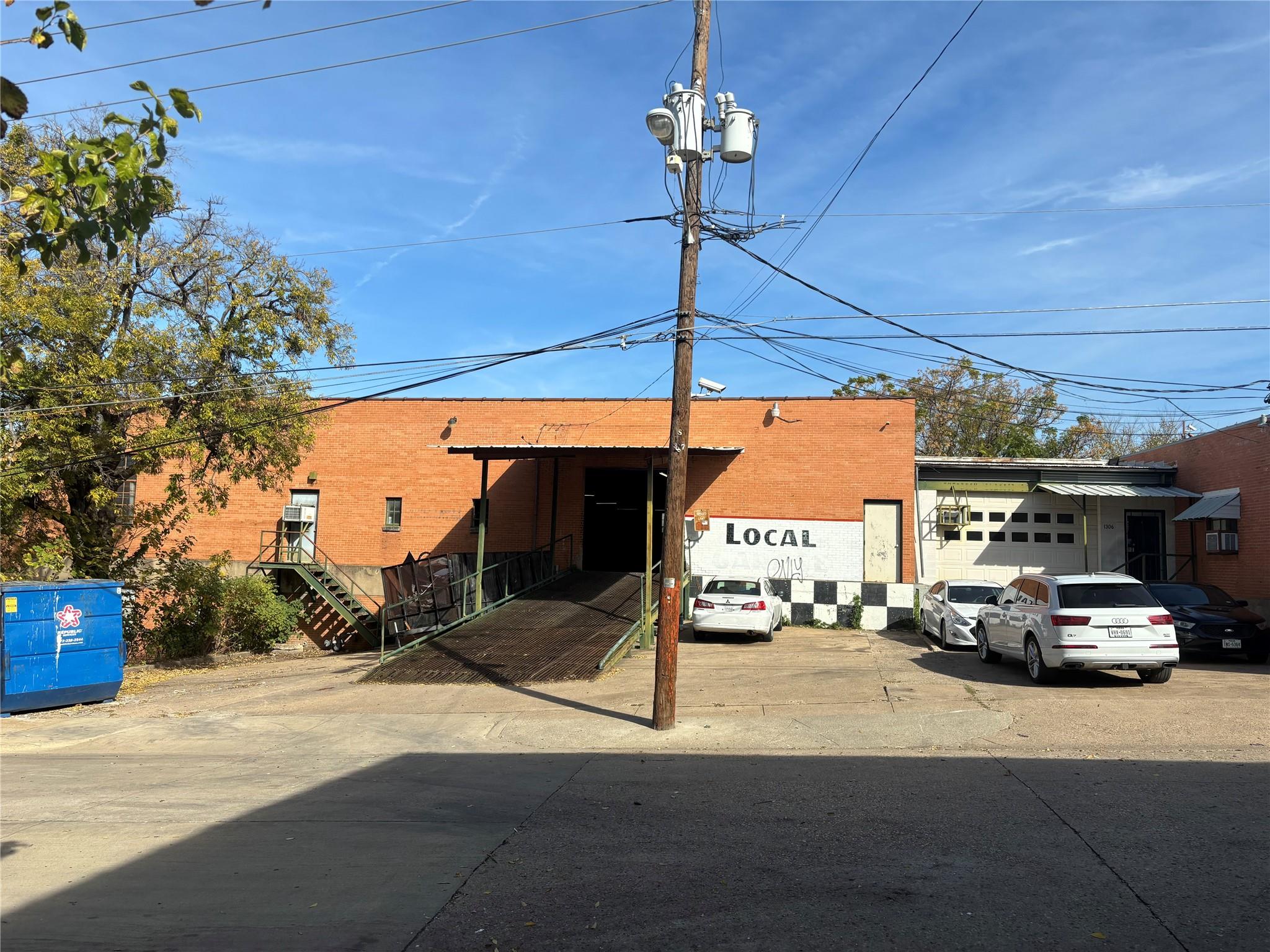 main property photo 15