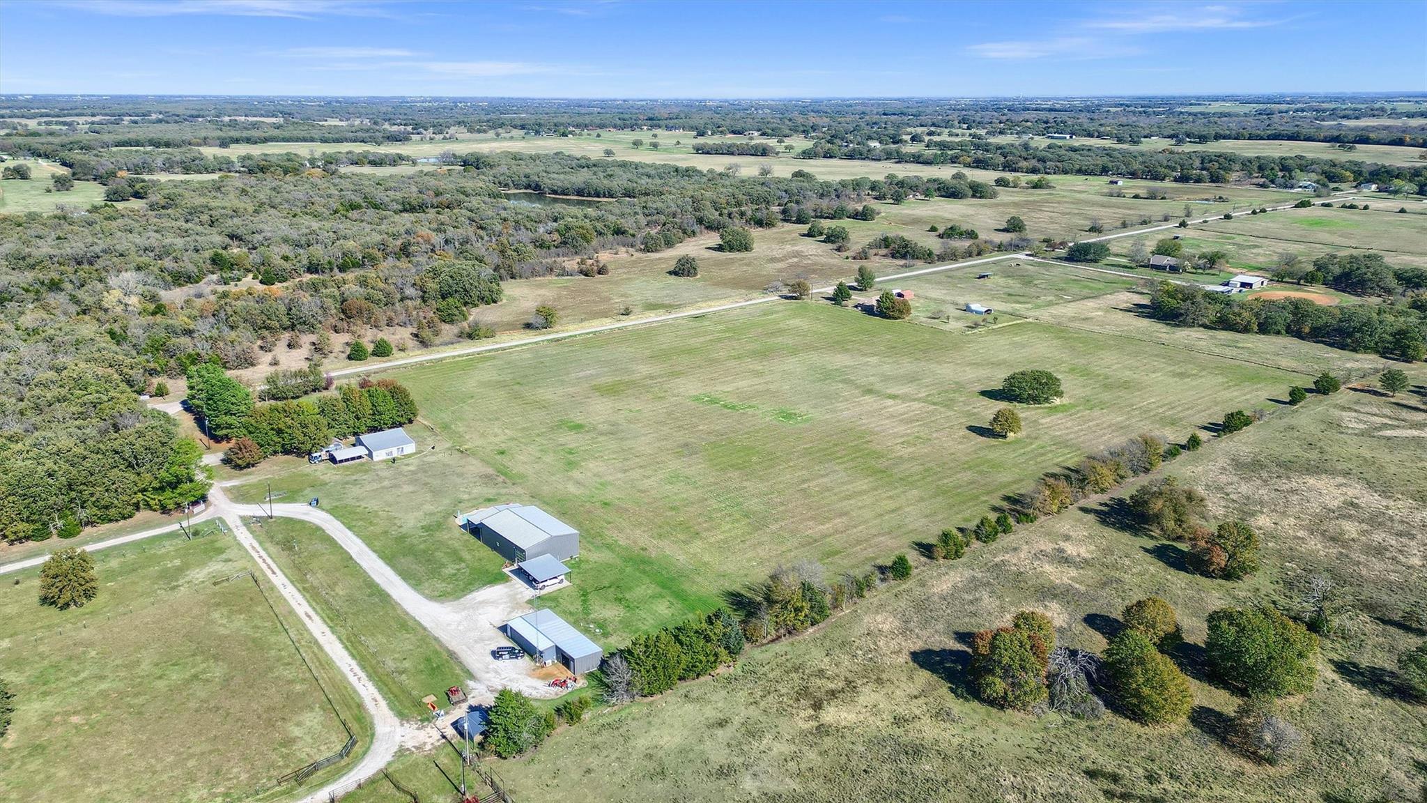 main property photo 14