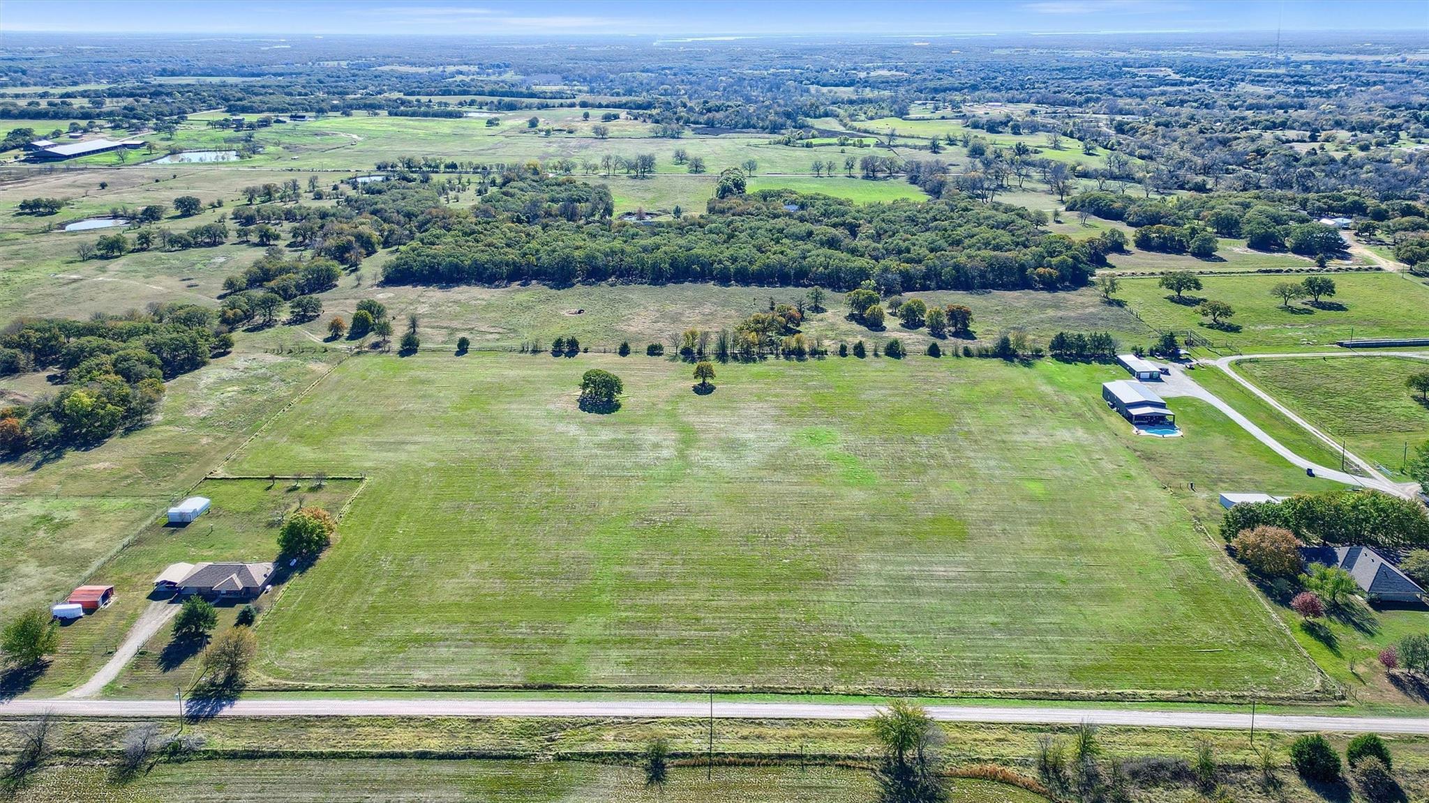 main property photo 19