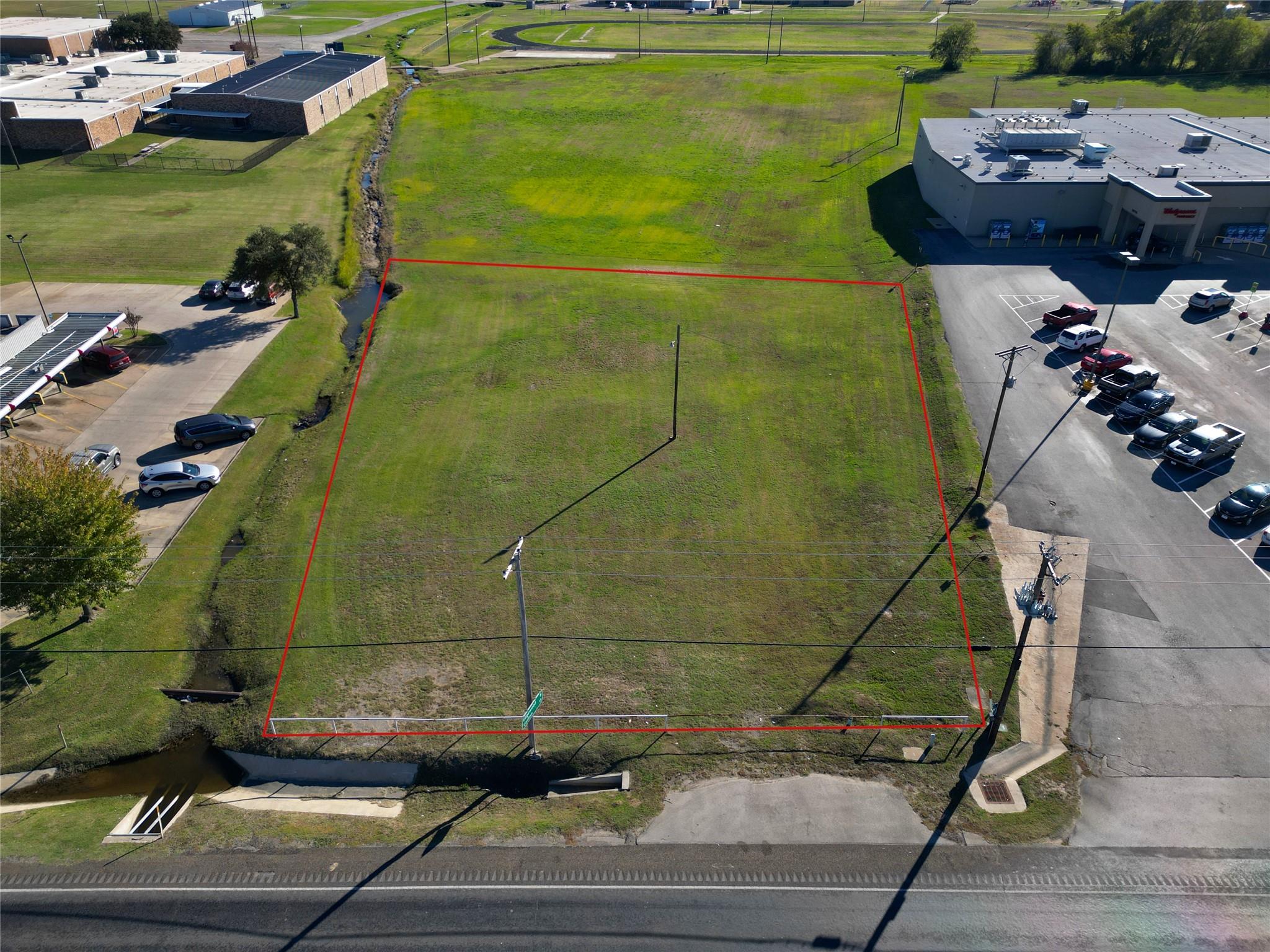 main property photo 2