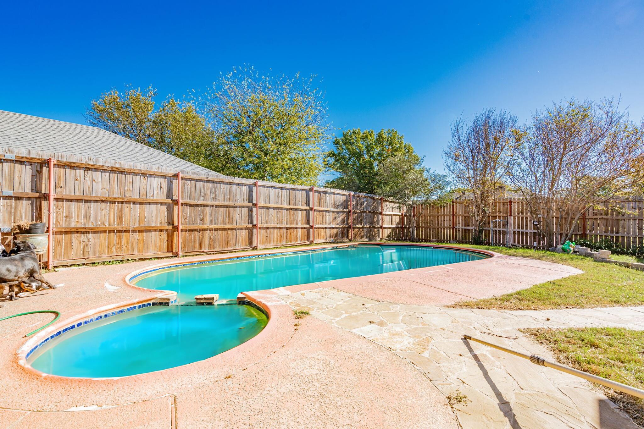 main property photo 21