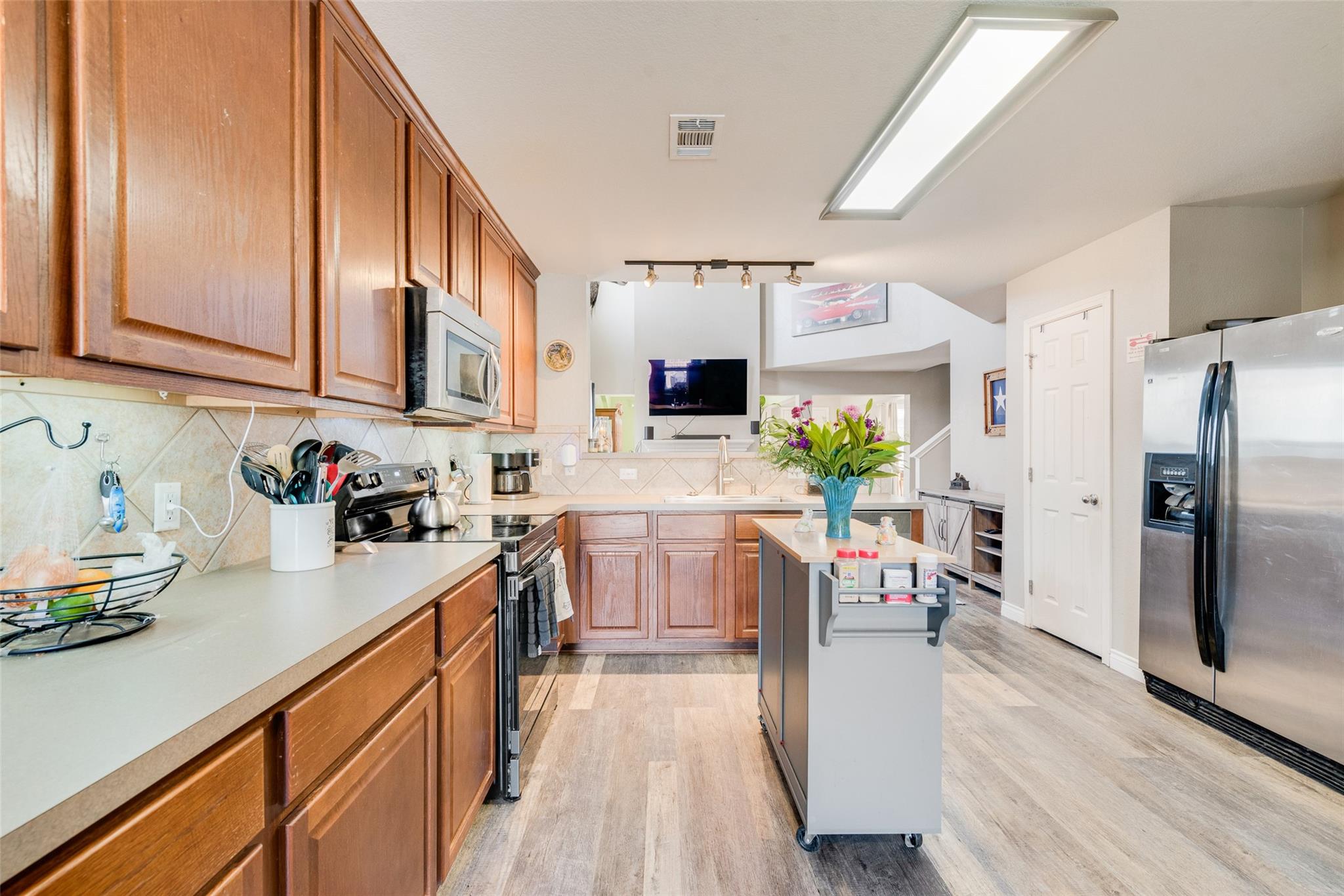 main property photo 20