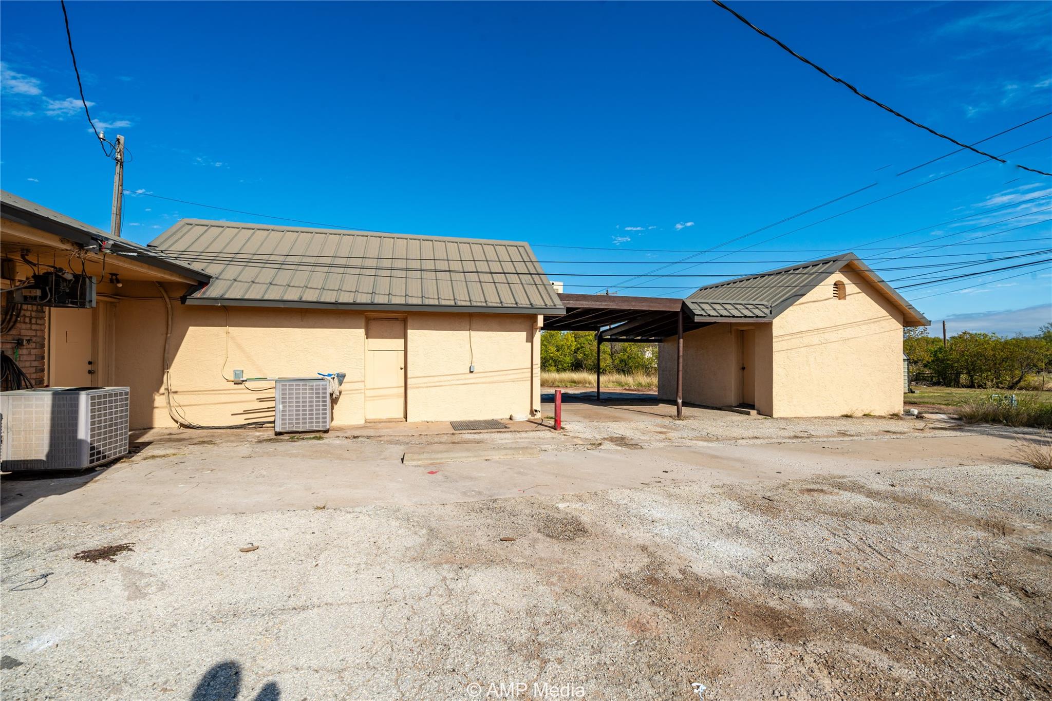 main property photo 21