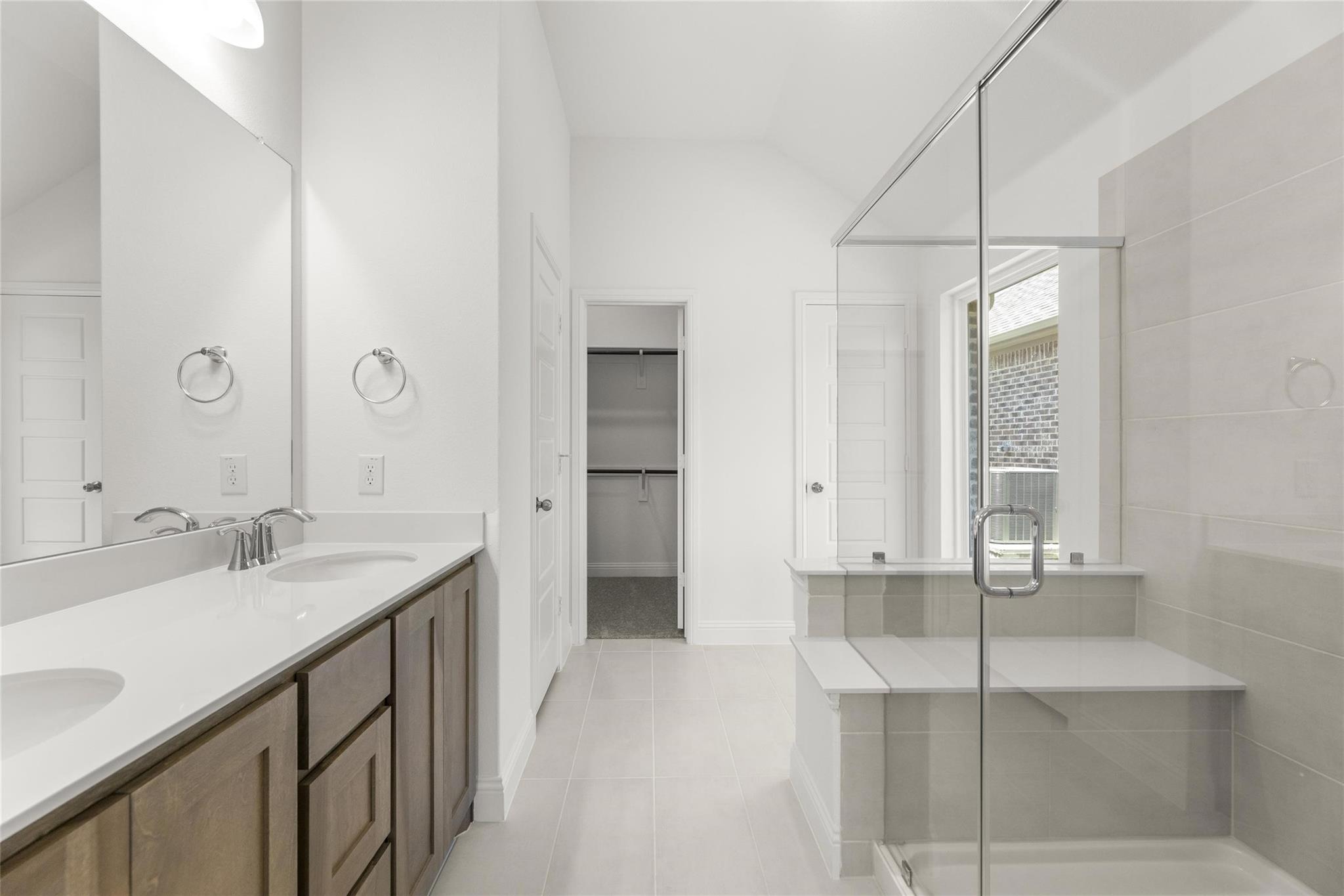 property viewer photo 12