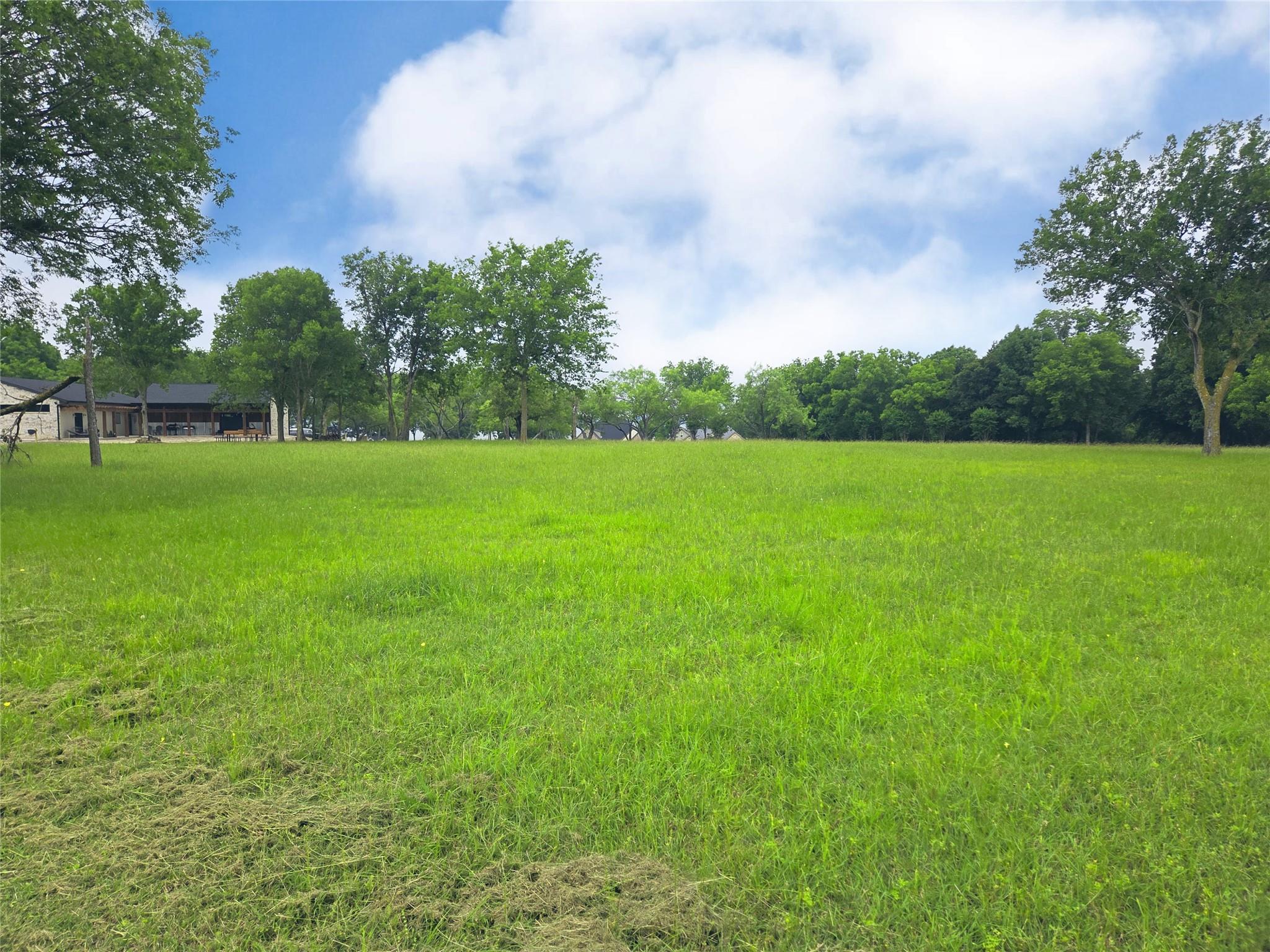 main property photo 26