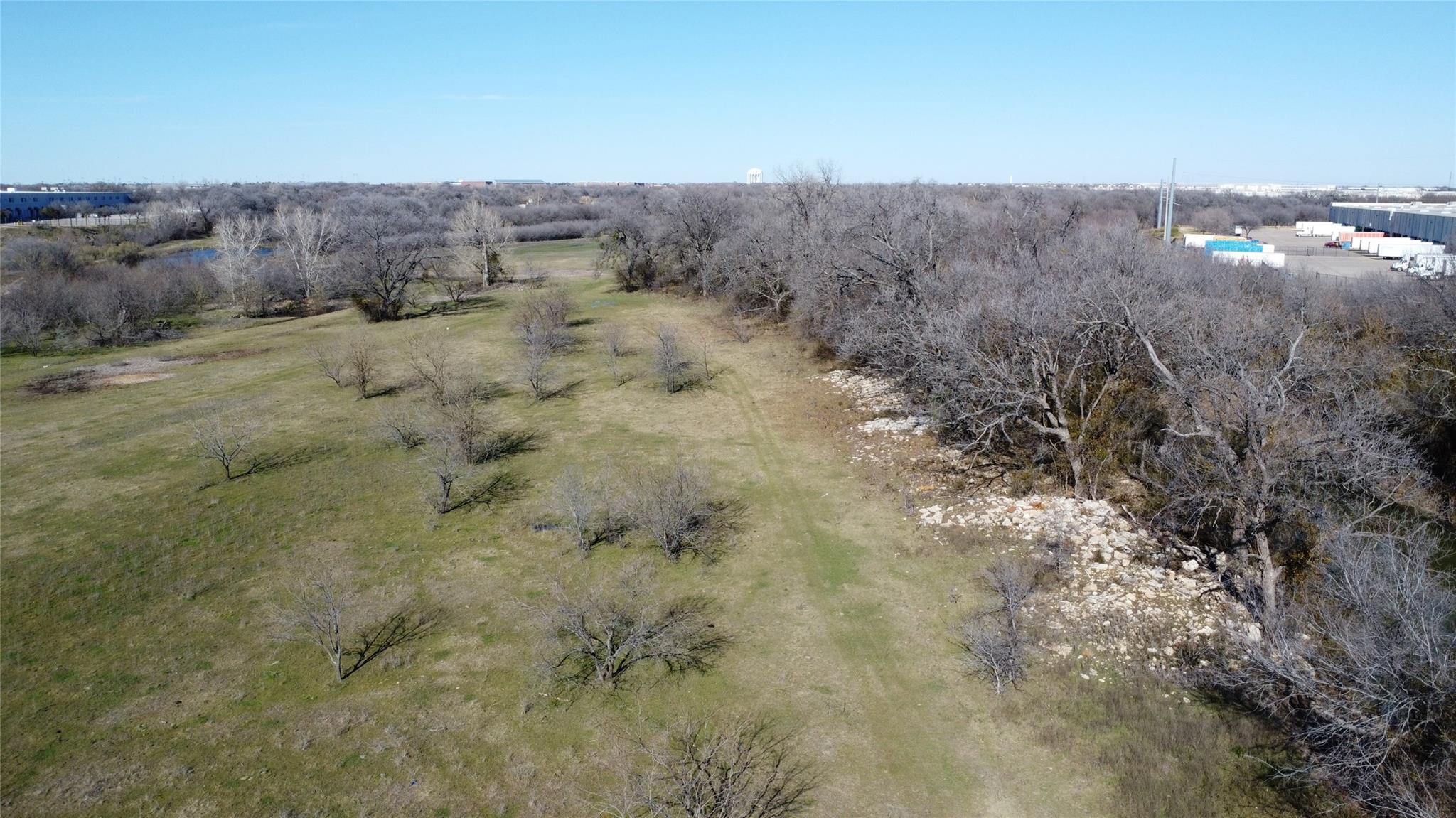 main property photo 8