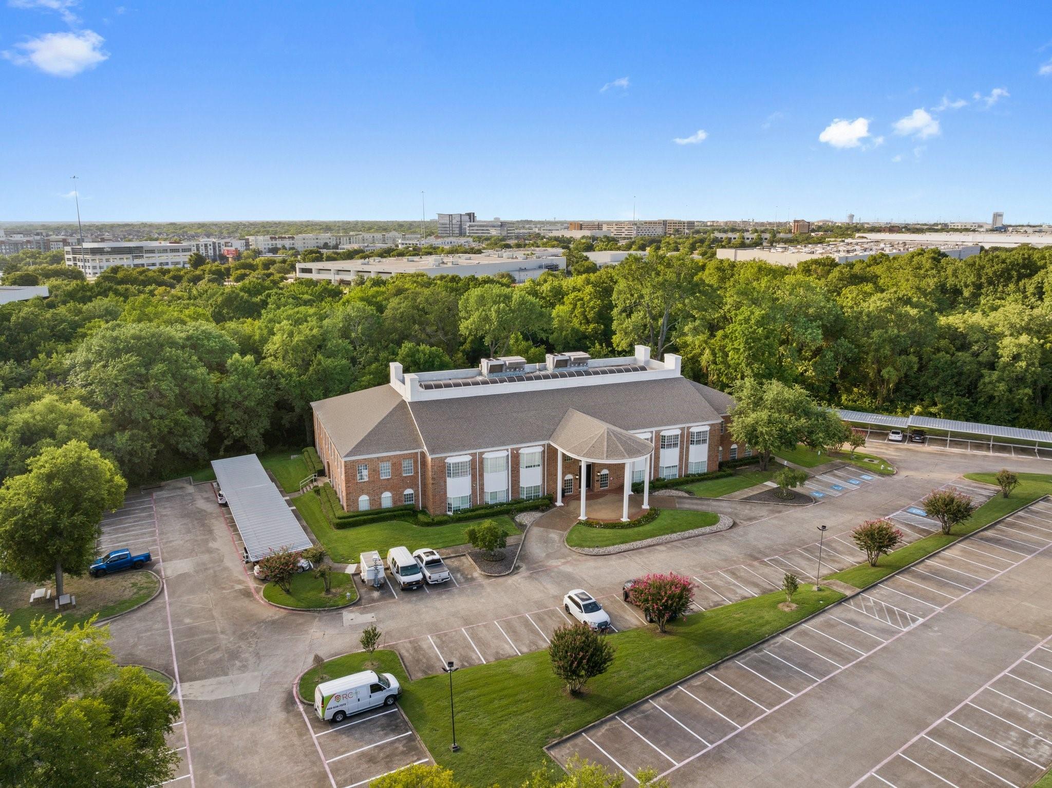 main property photo 32