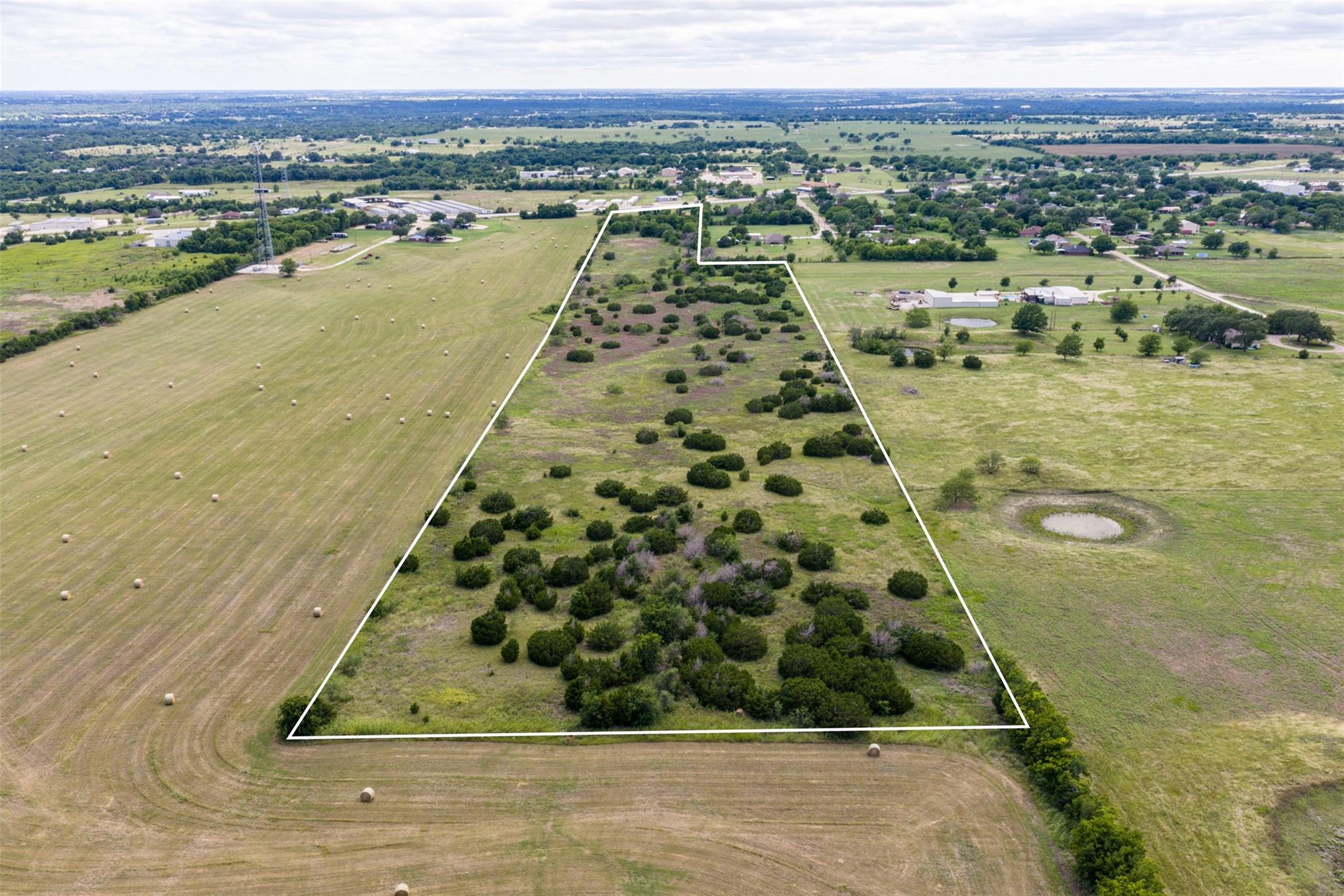 main property photo 11