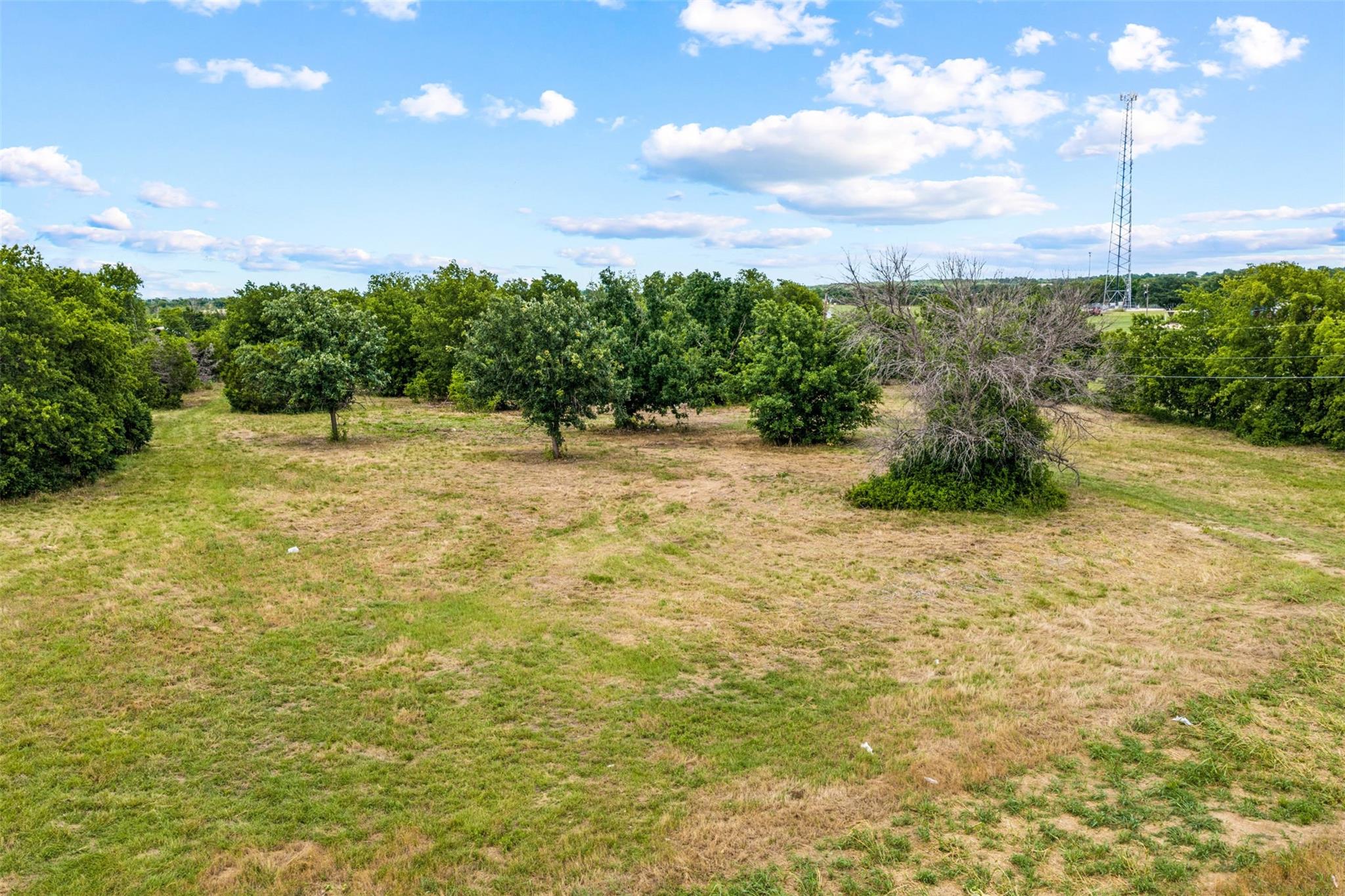 main property photo 23