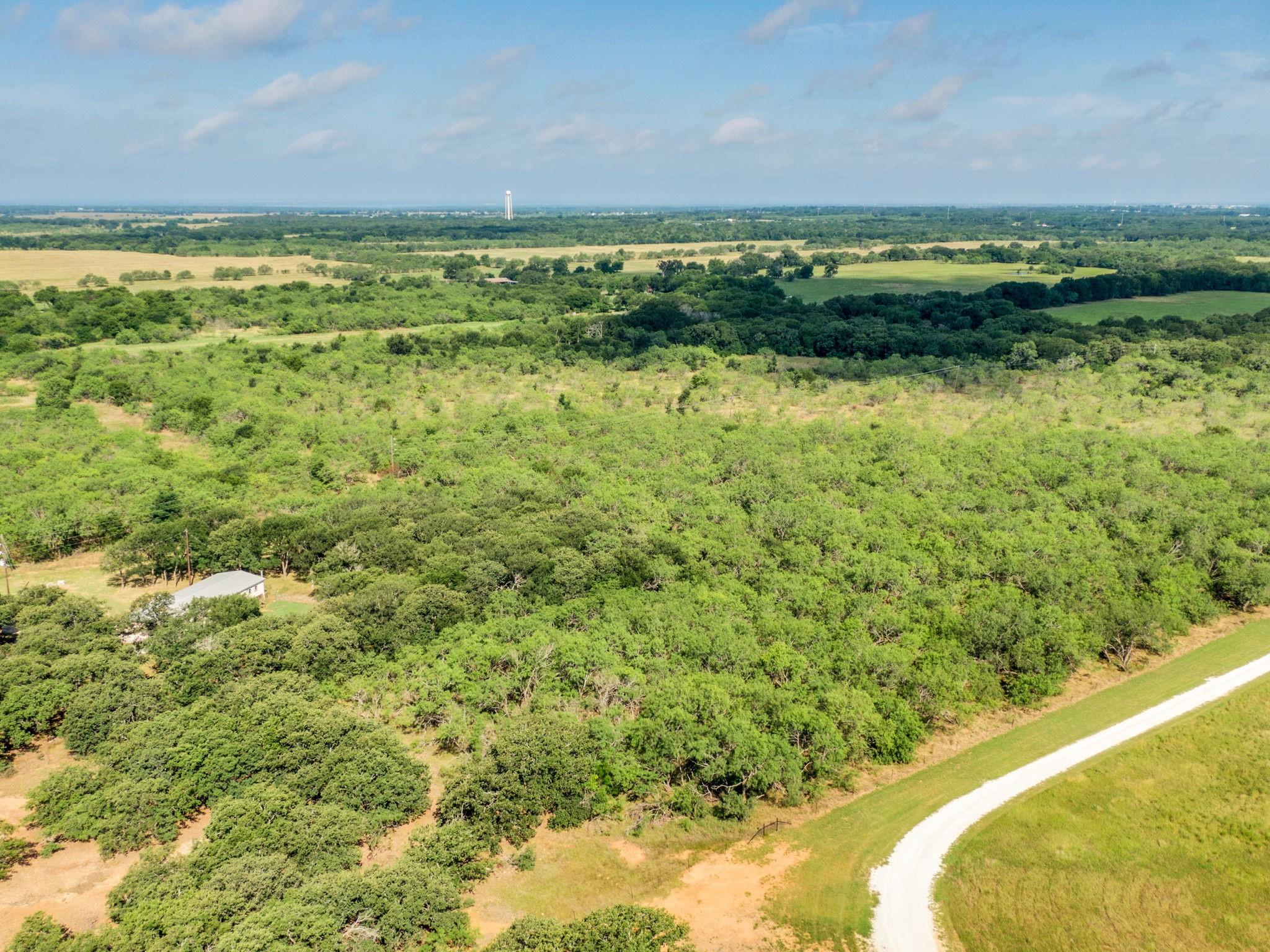 main property photo 4