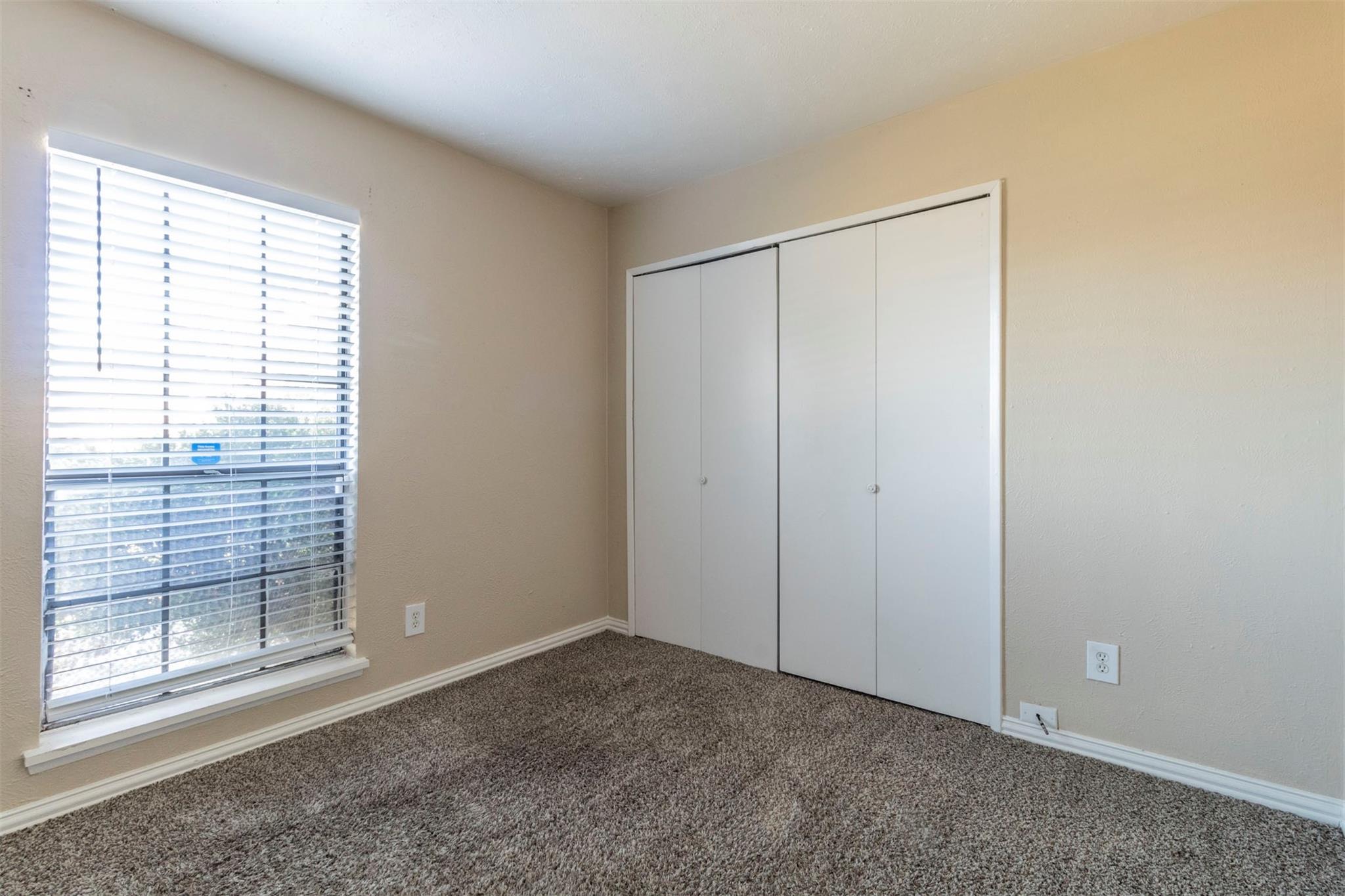 property viewer photo 17