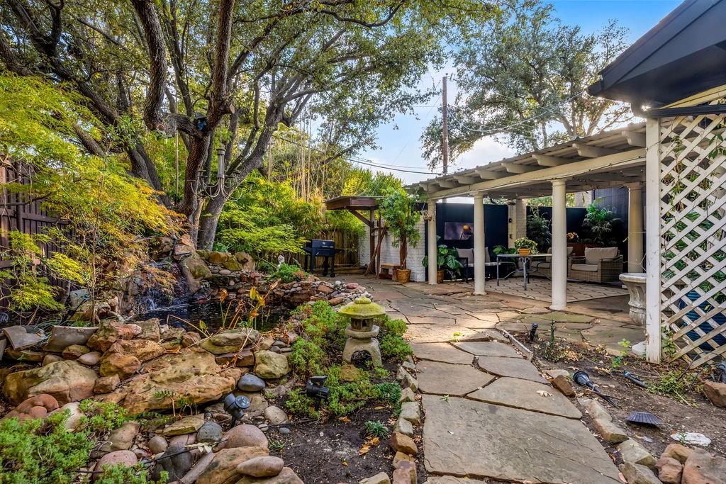 main property photo 38