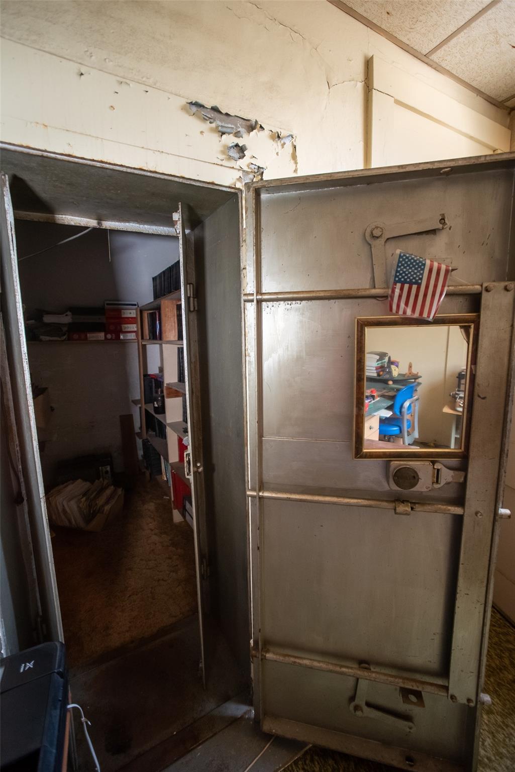 main property photo 17