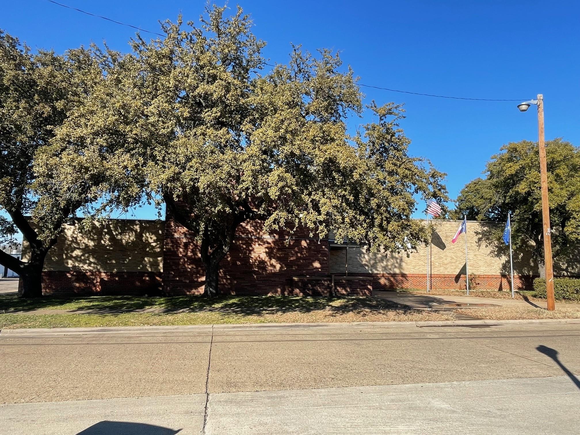 main property photo 27