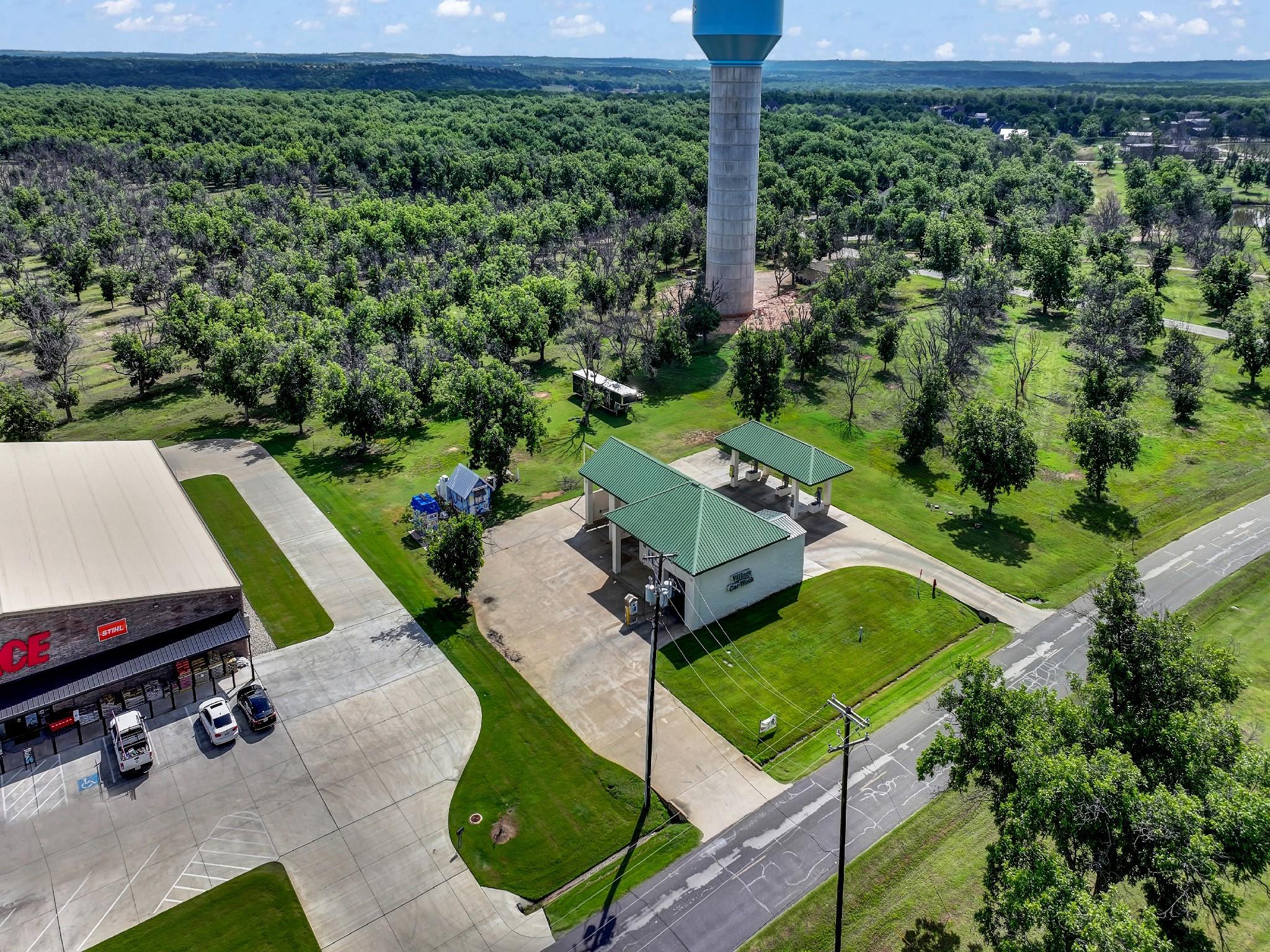 main property photo 34