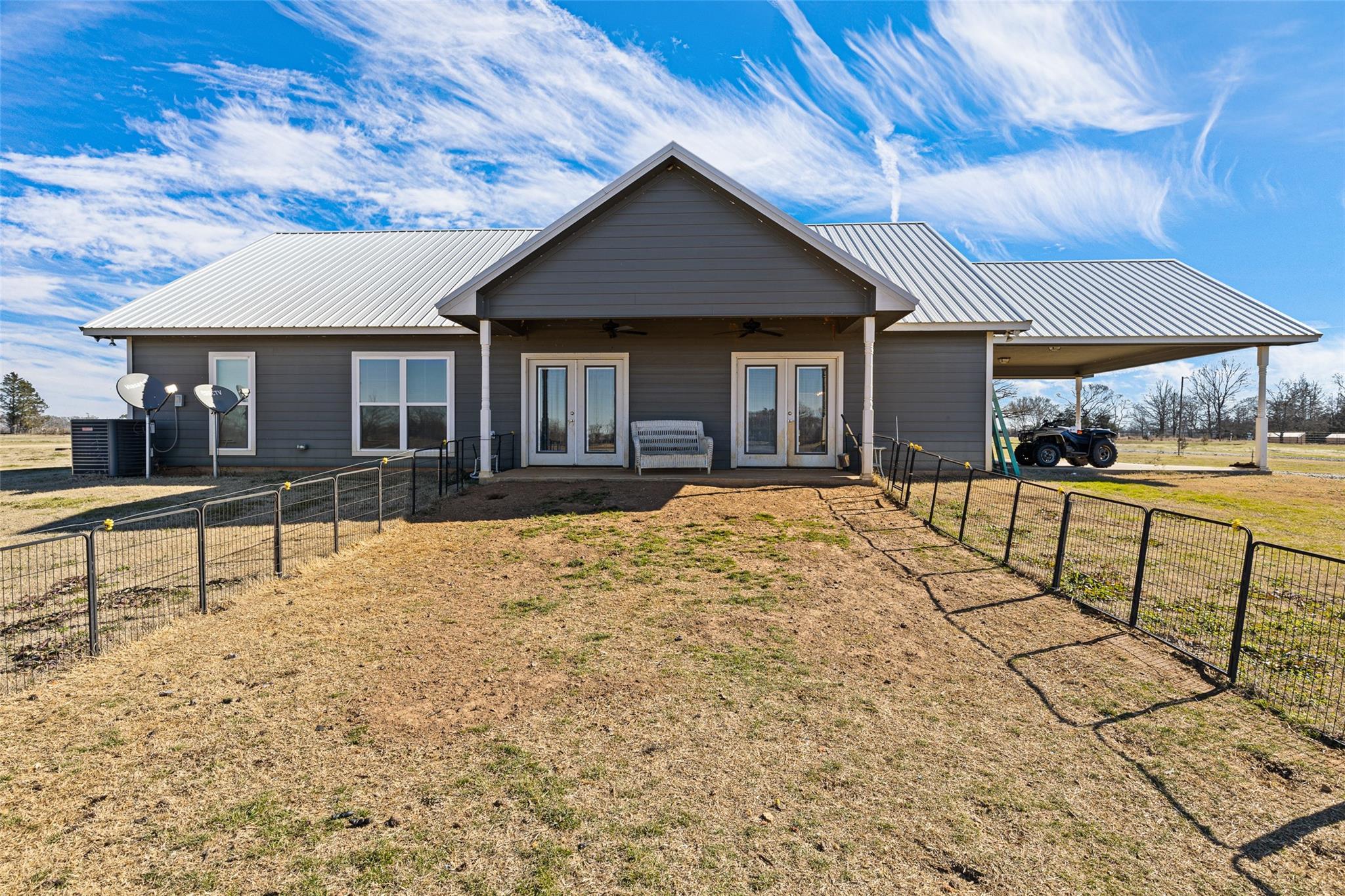 main property photo 15