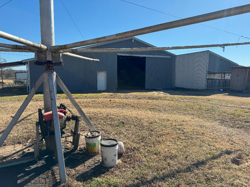 main property photo 8