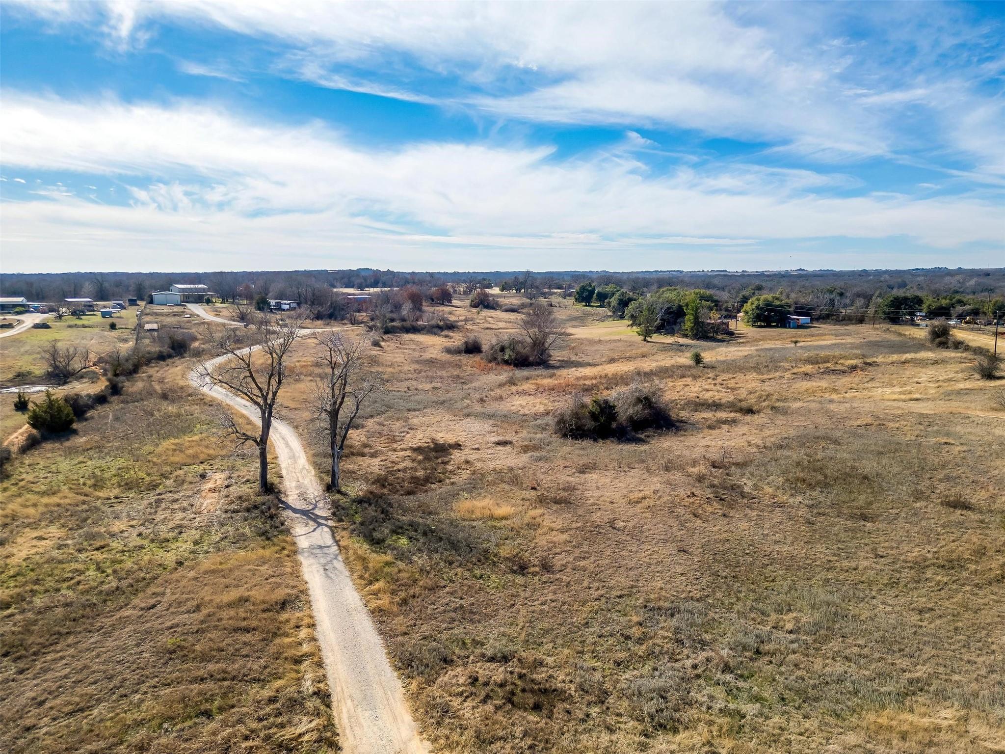 main property photo 11