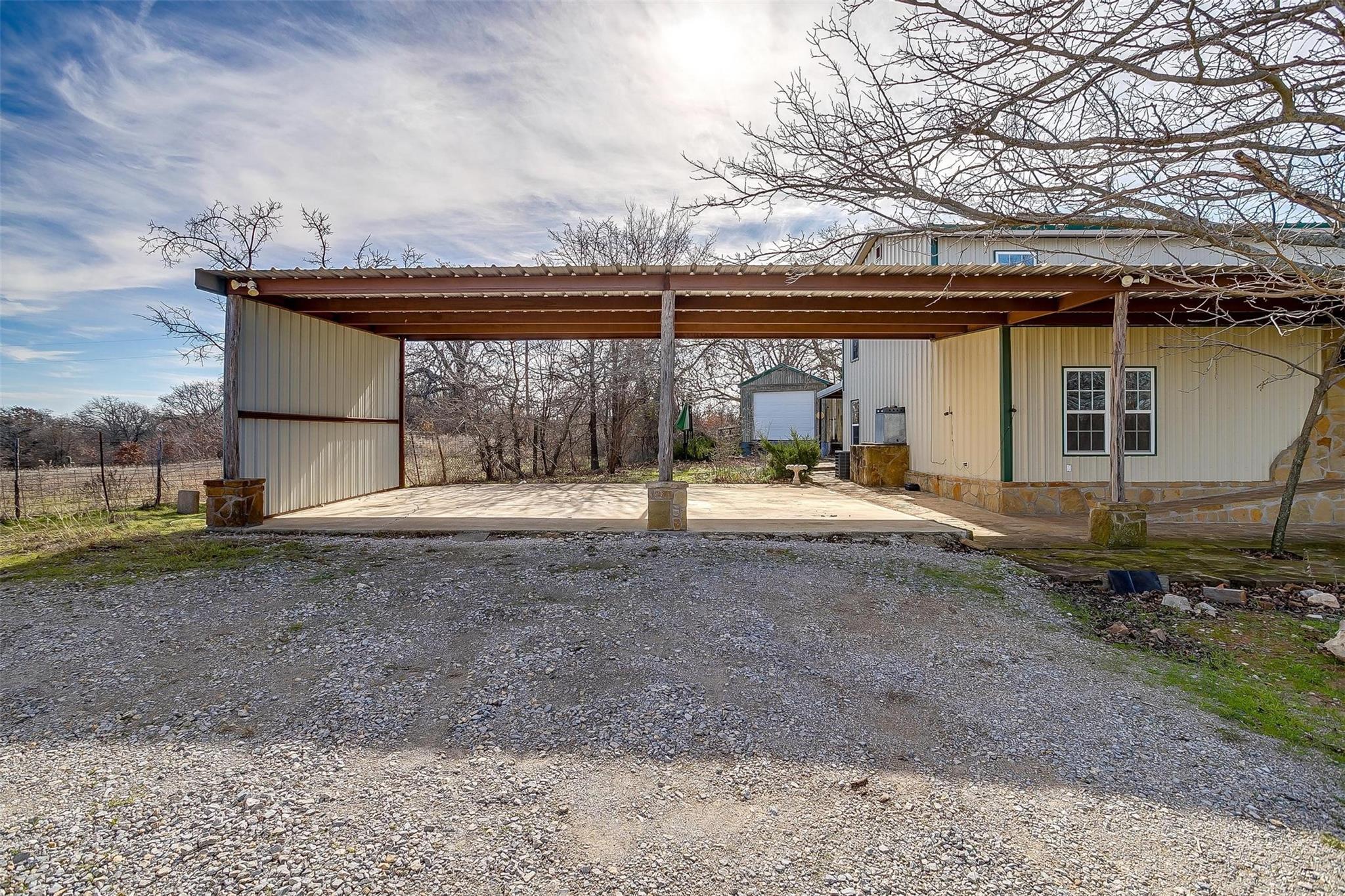 main property photo 36
