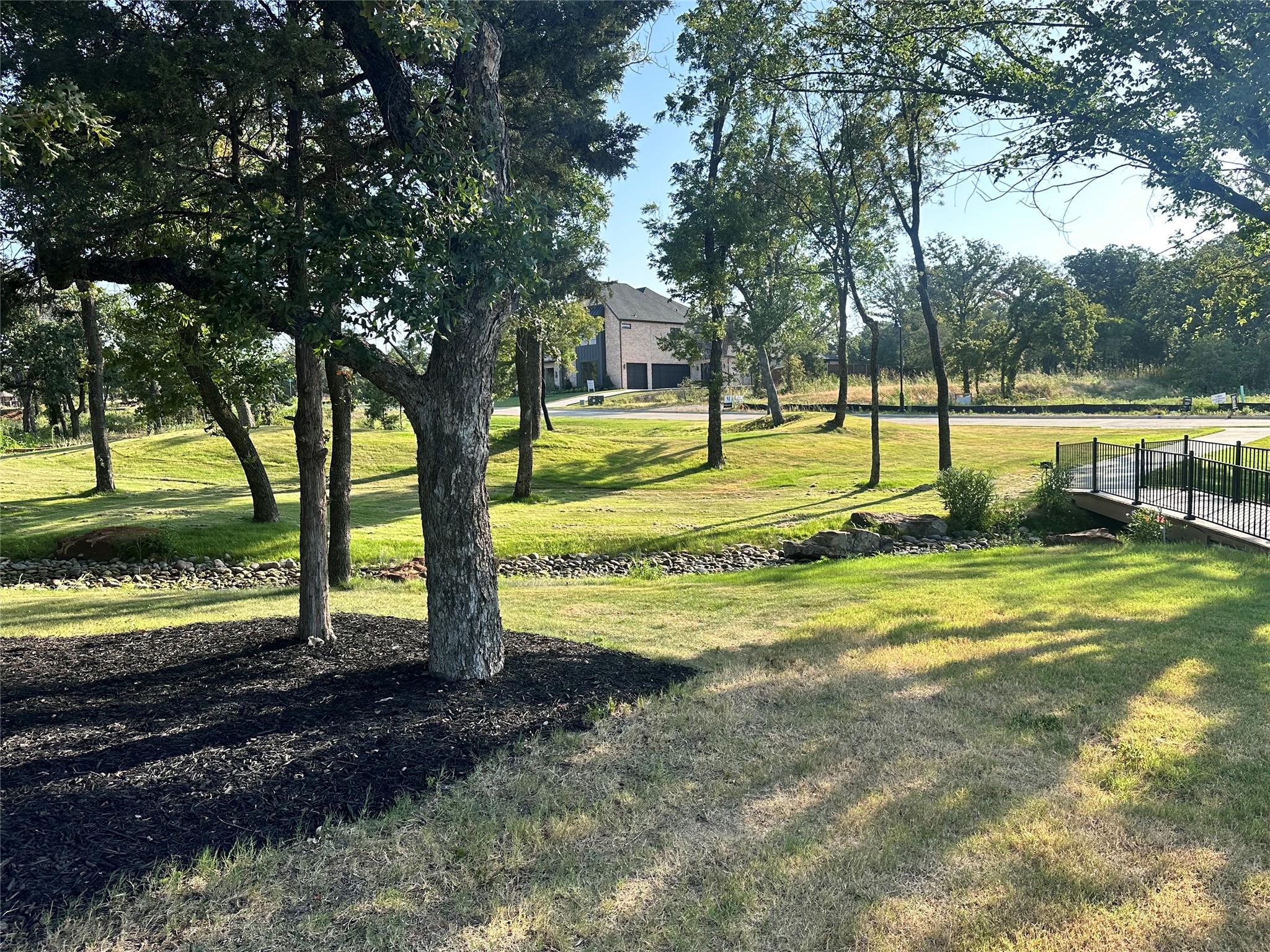 main property photo 15