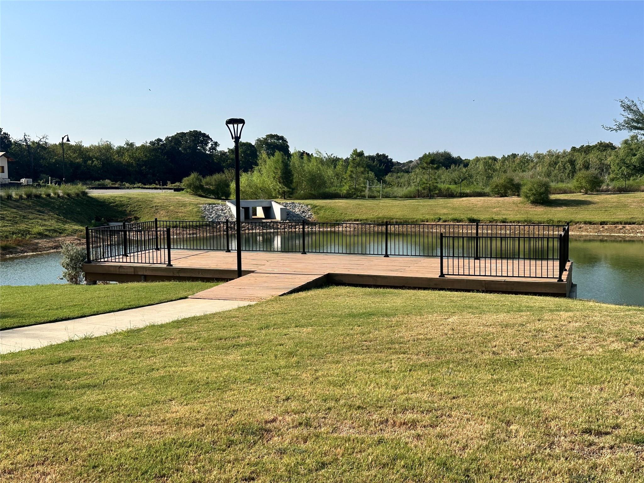 main property photo 11