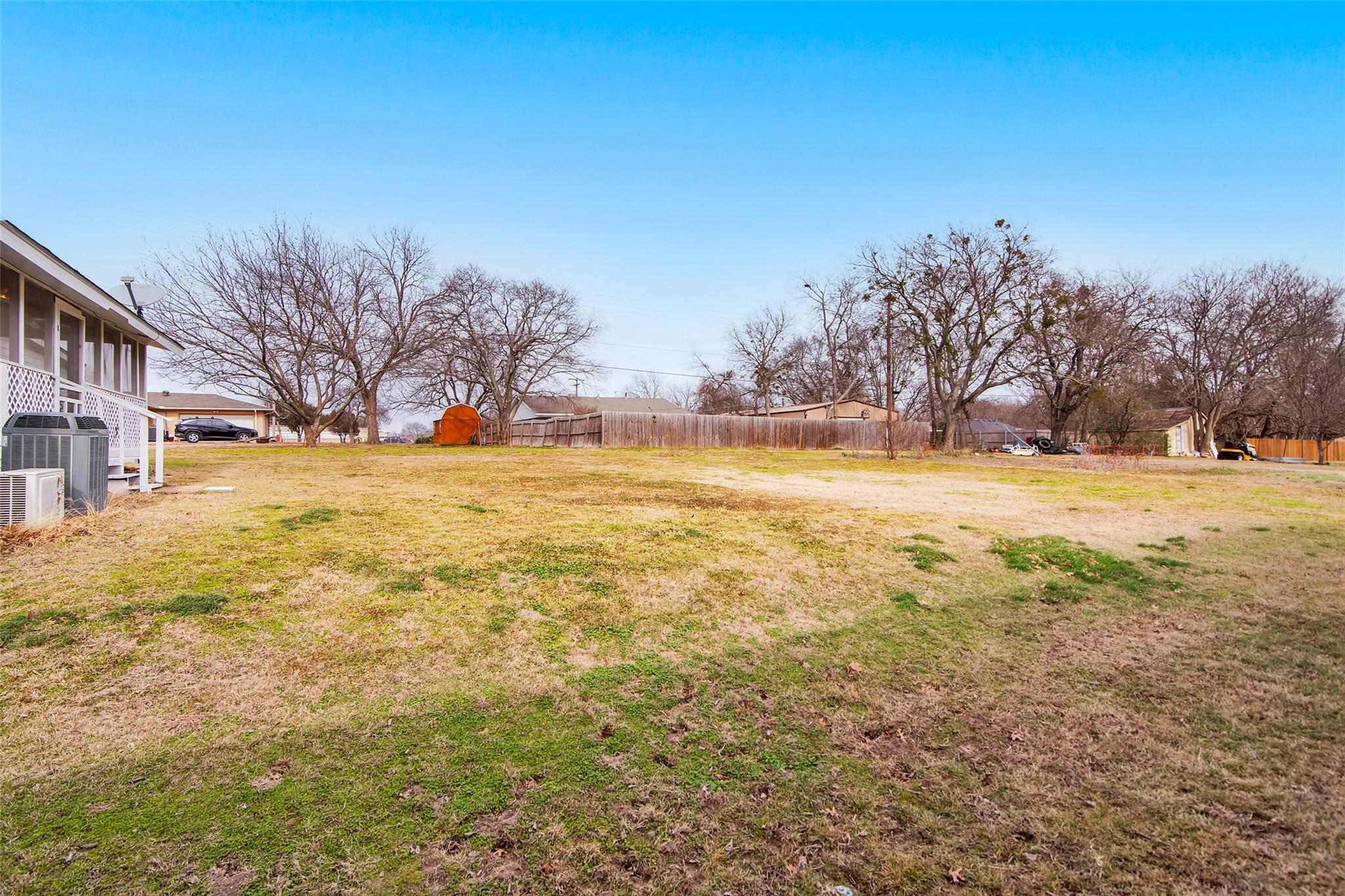 main property photo 33