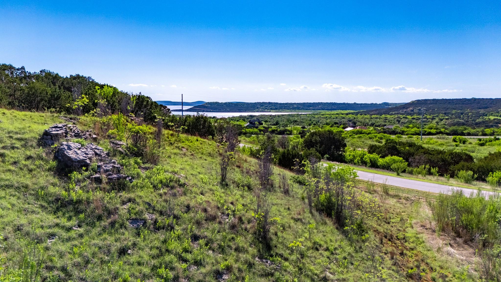 main property photo 18