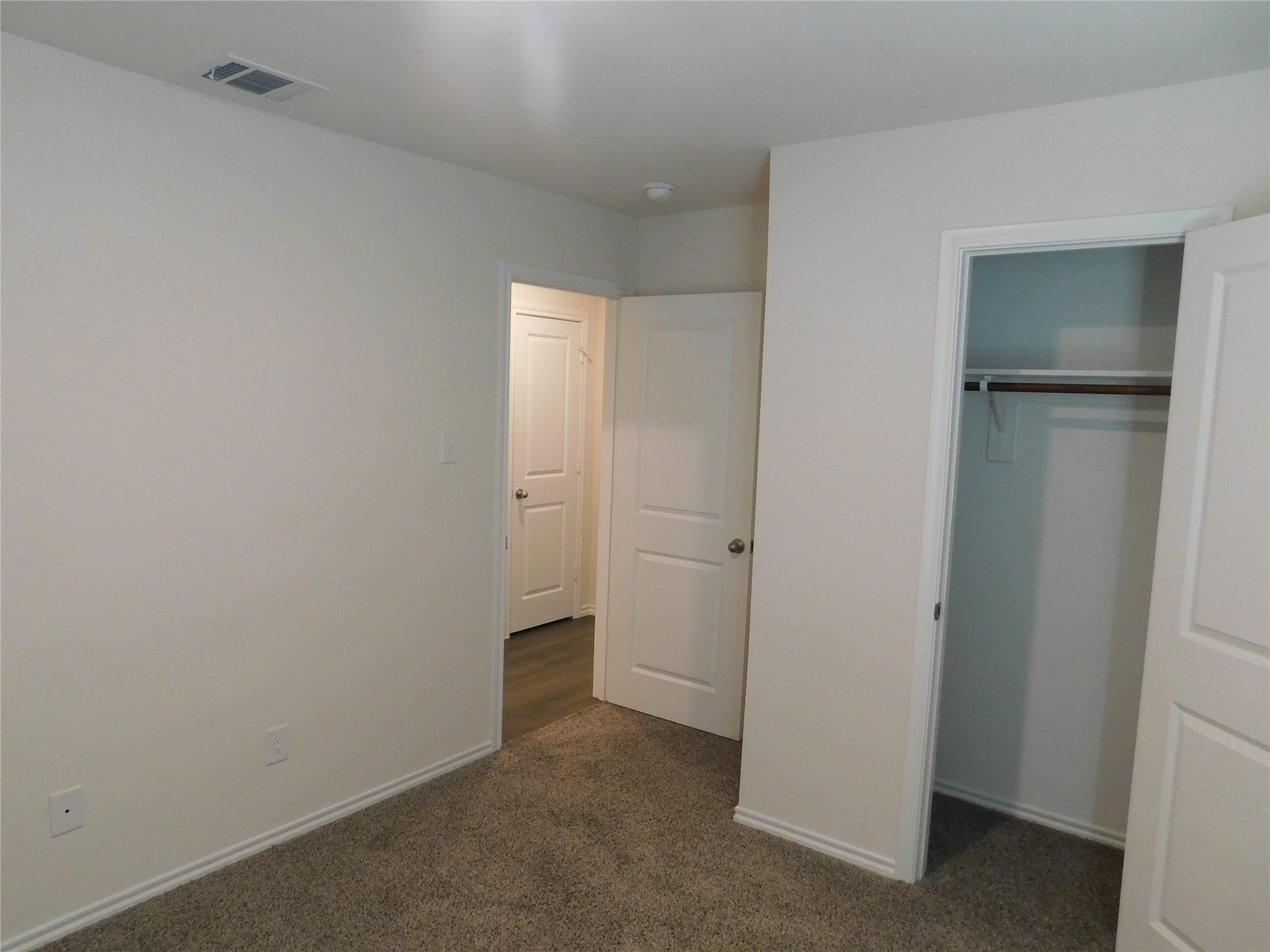 property viewer photo 10