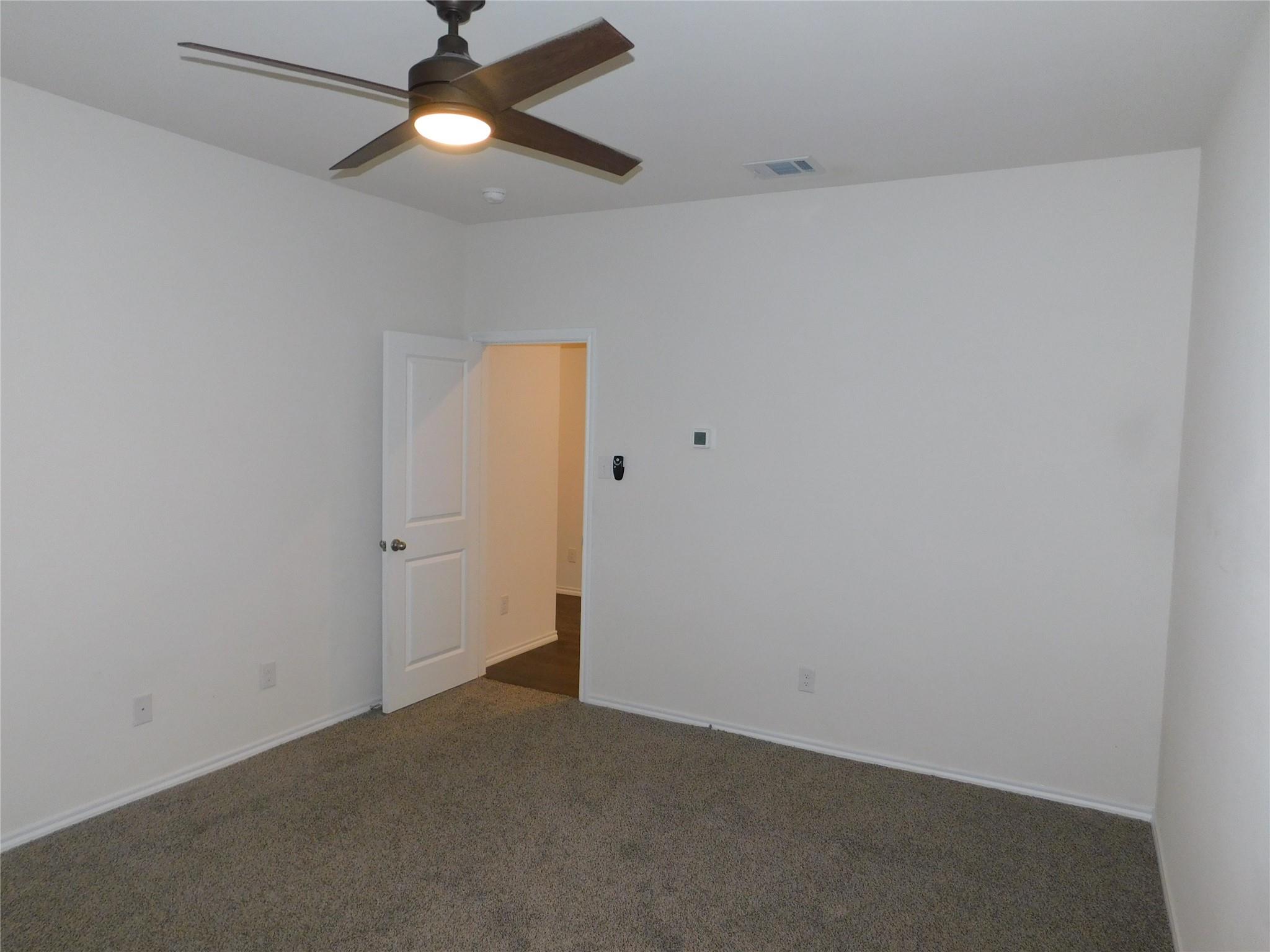 property viewer photo 14