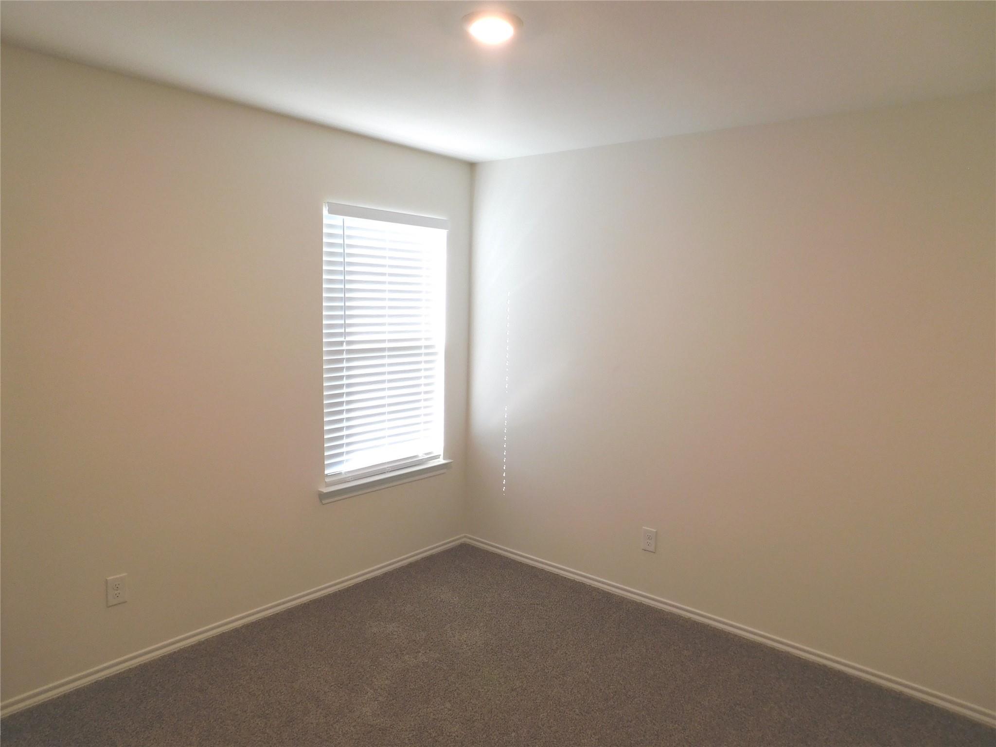 property viewer photo 9