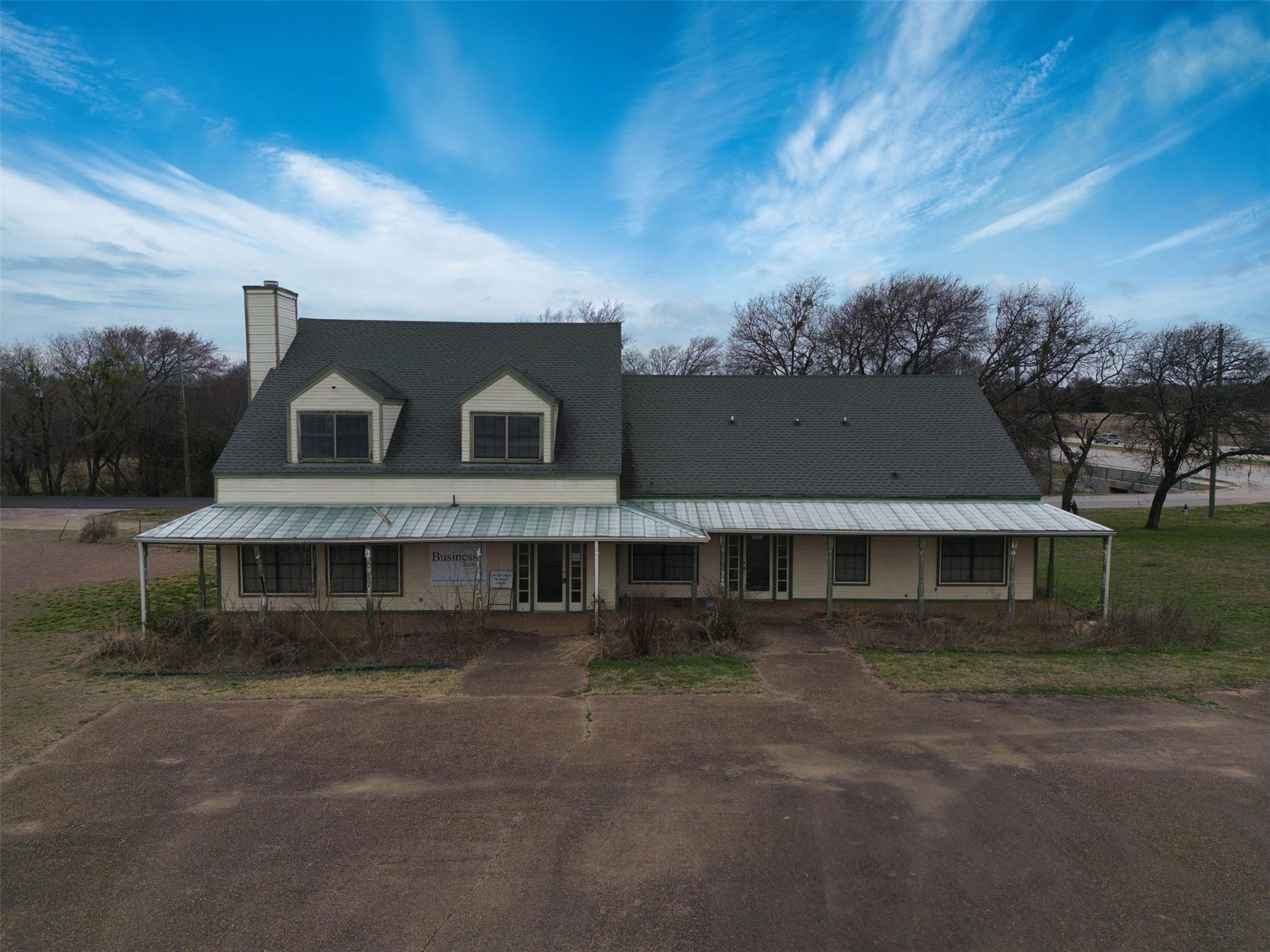 main property photo 2