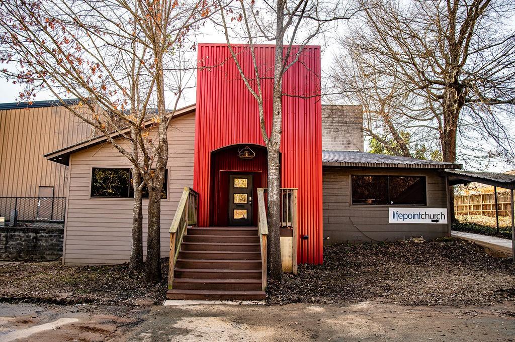 main property photo 30