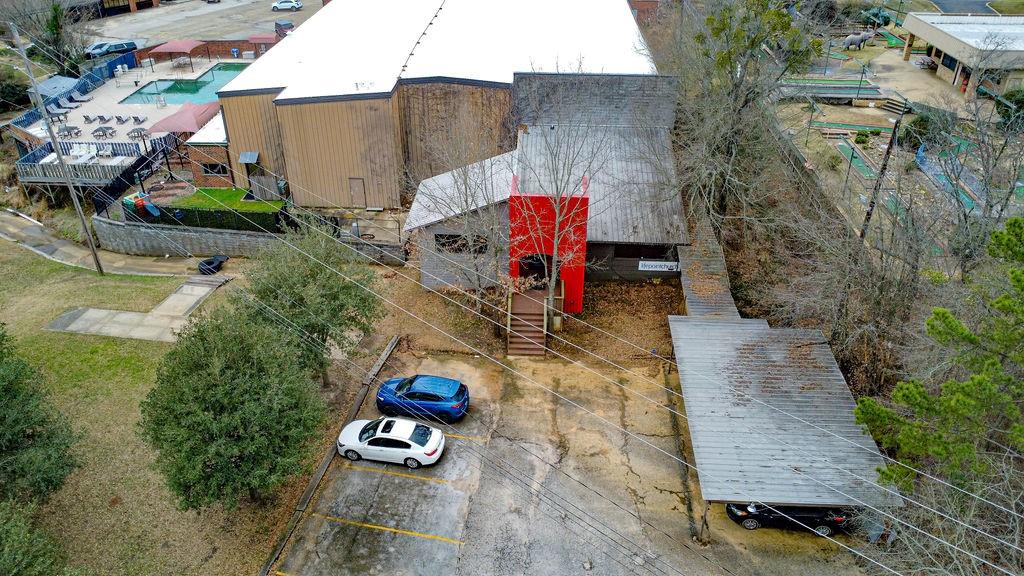 main property photo 38