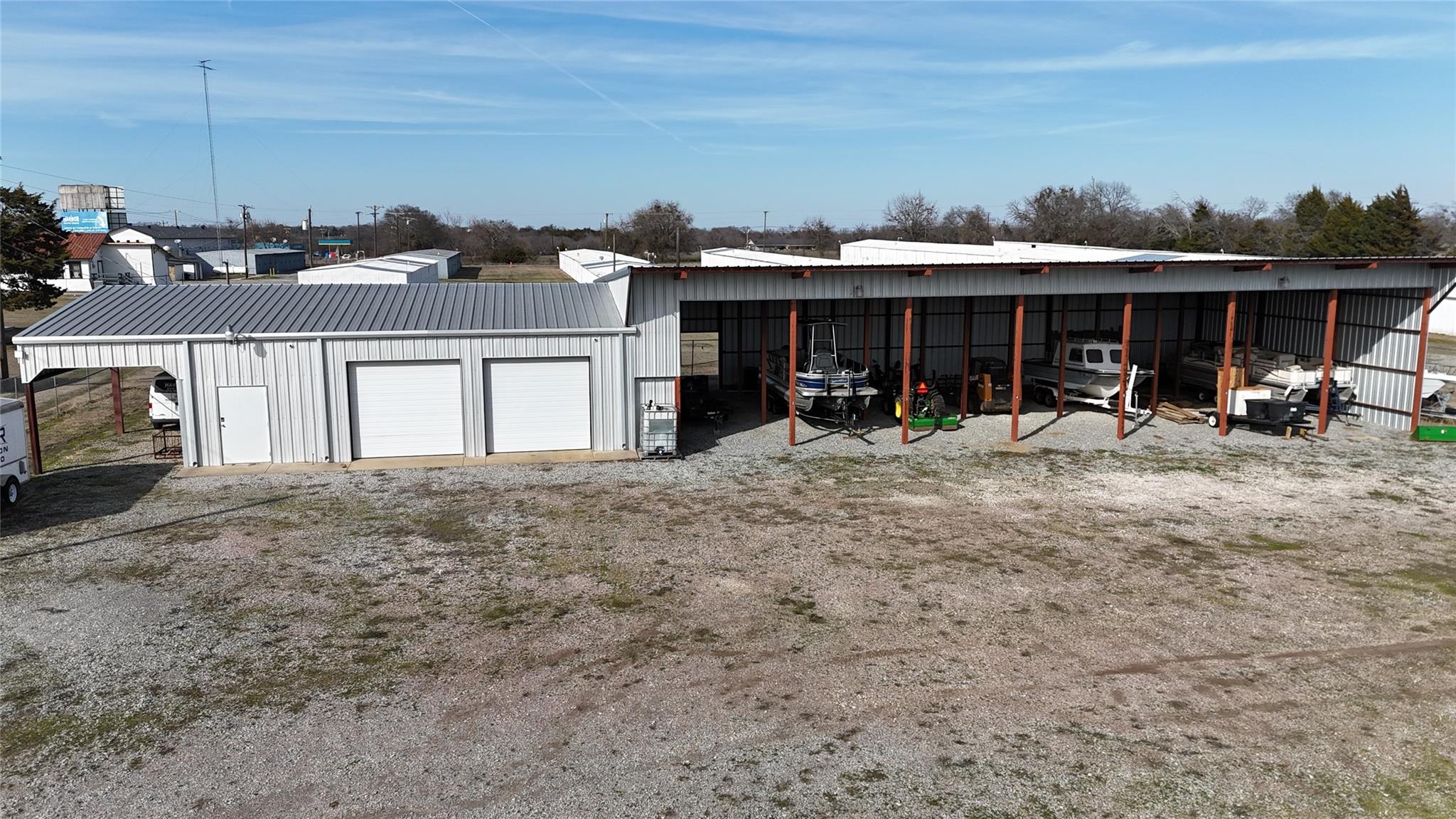 main property photo 38