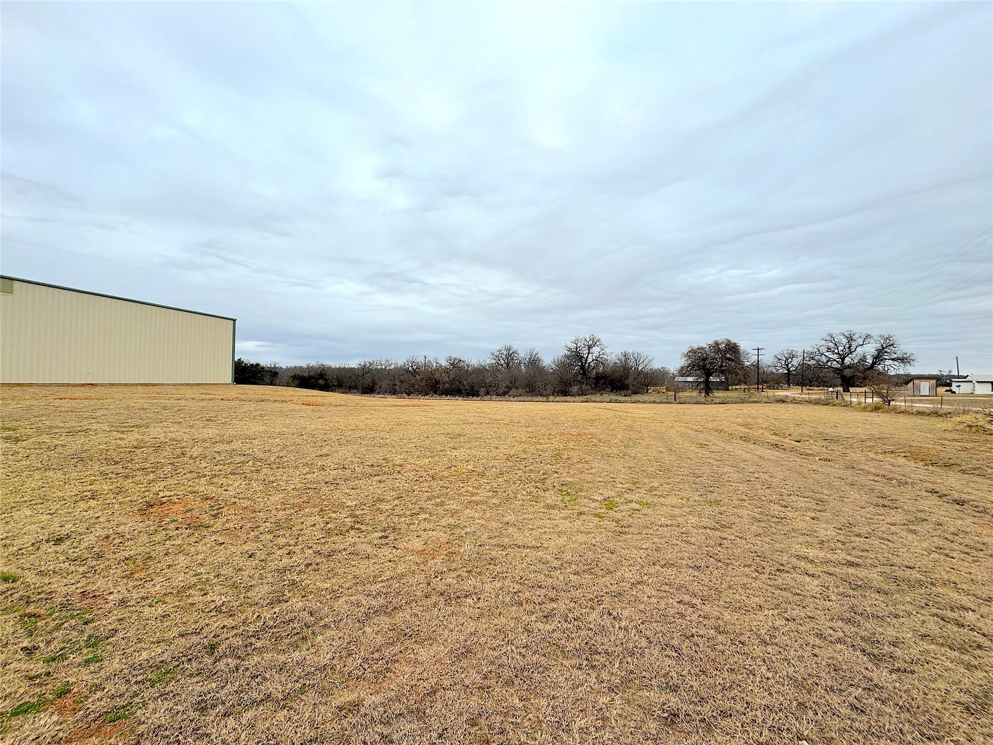 main property photo 10