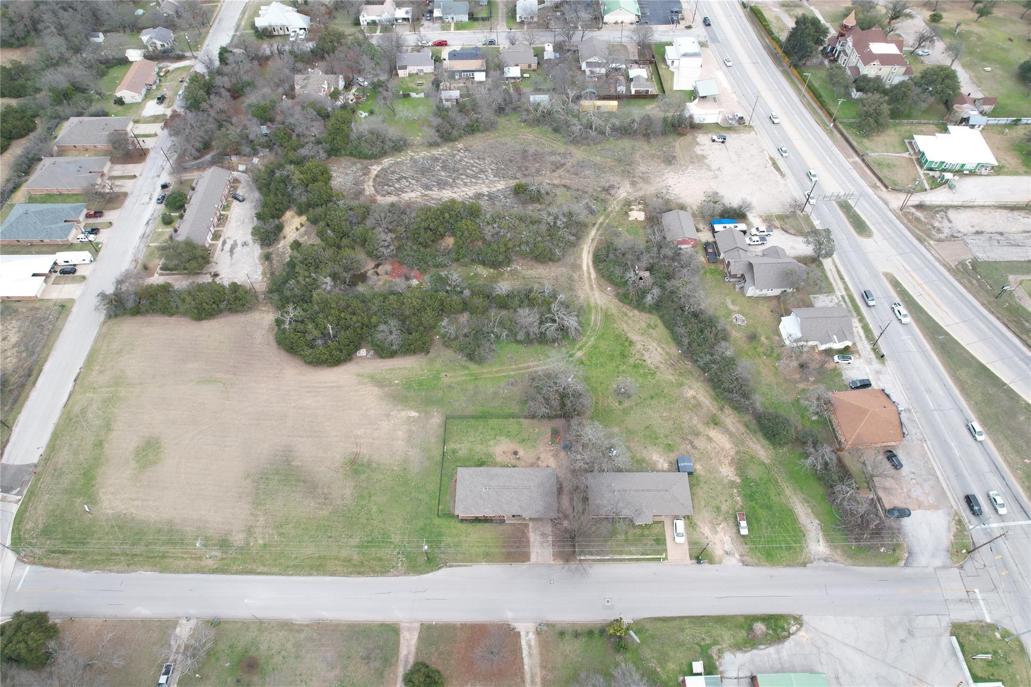 main property photo 8