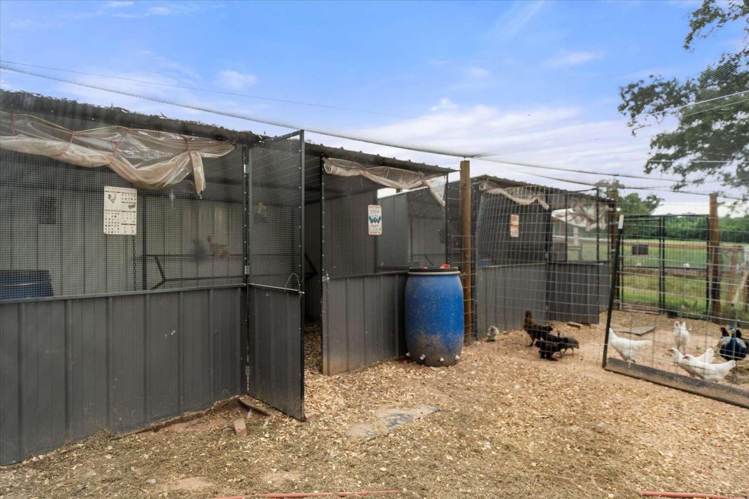 main property photo 13