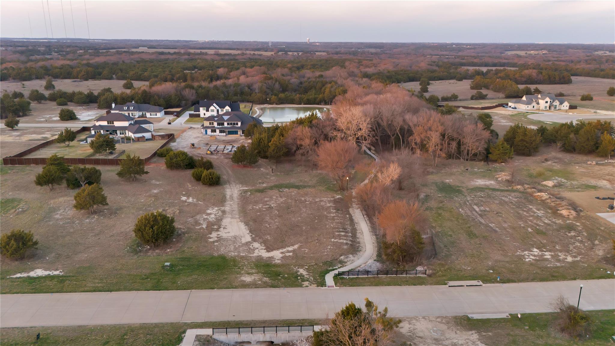 main property photo 6