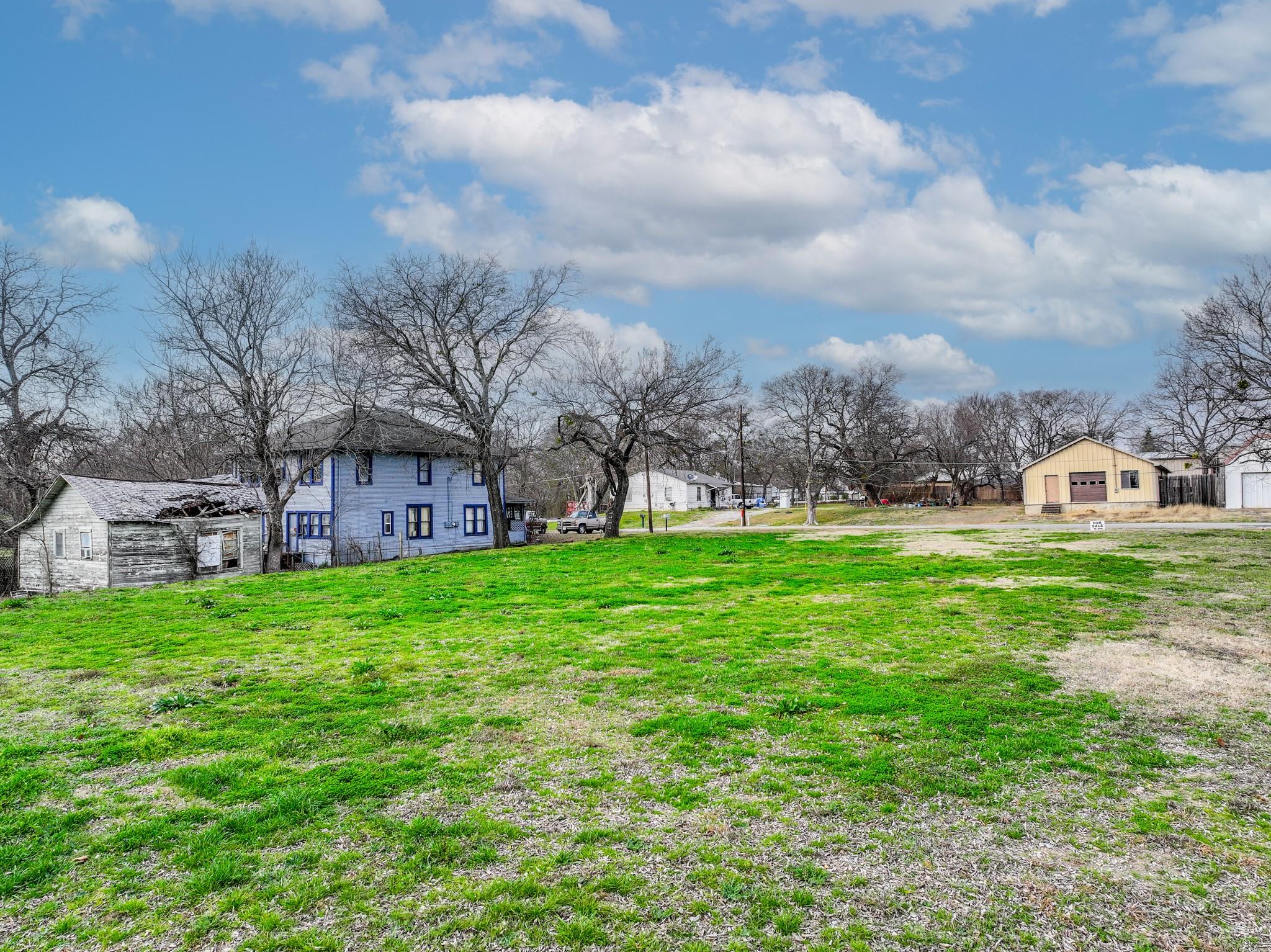main property photo 15